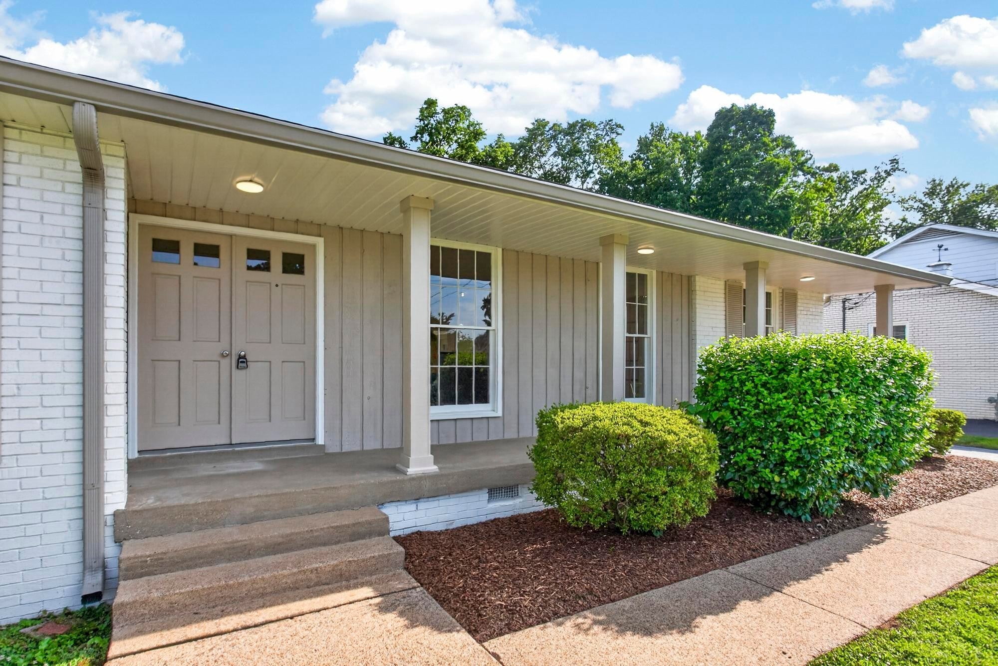 644 Topeka Dr