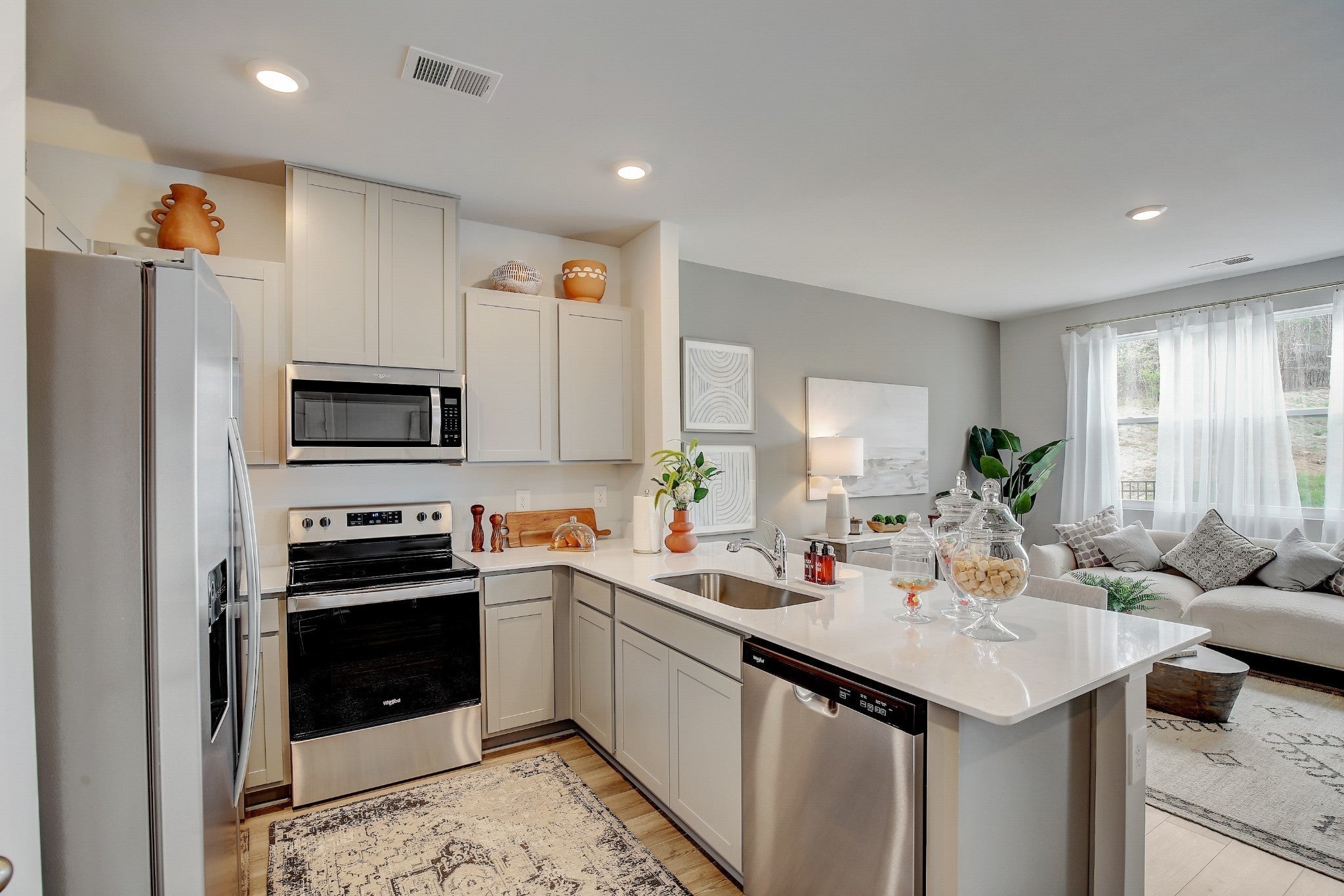 2241 Harlequin Point