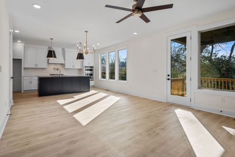 Photo of 3199B Doak Ave, Nashville, TN 37218 (MLS # 3166643)