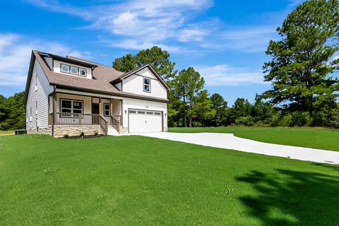 Photo of 3366 Tunnel Hill Road, Cleveland, TN 37311 (MLS # 3039521)
