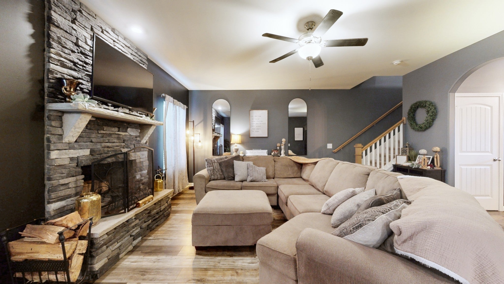 516 Eagleview Dr