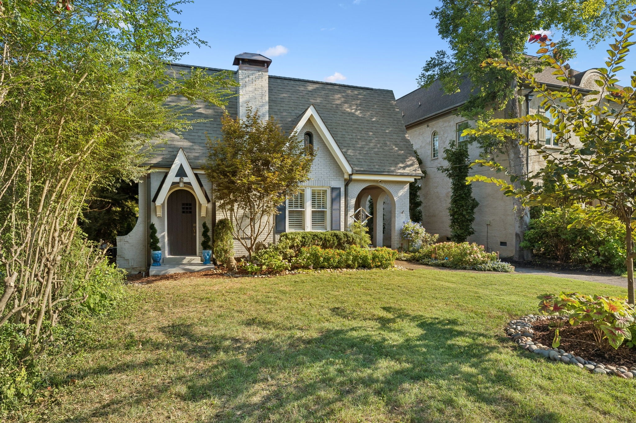 4-bed home for sale in Nashville, TN 37212, 2508 Westwood Ave 2508 Westwood Ave, Nashville TN 37212 4-bed home, photo 3 of 60