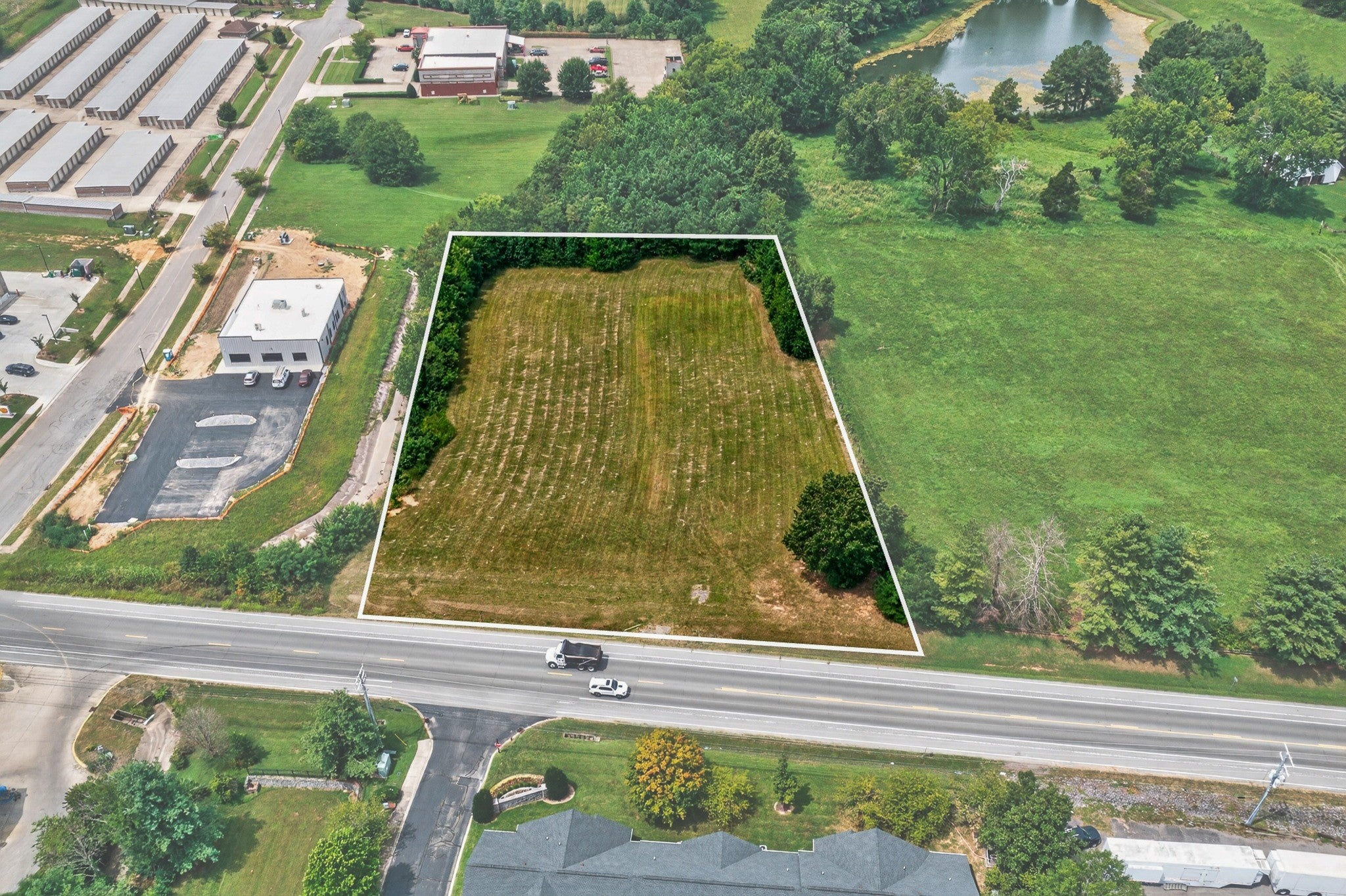 2355 Highway 31 W