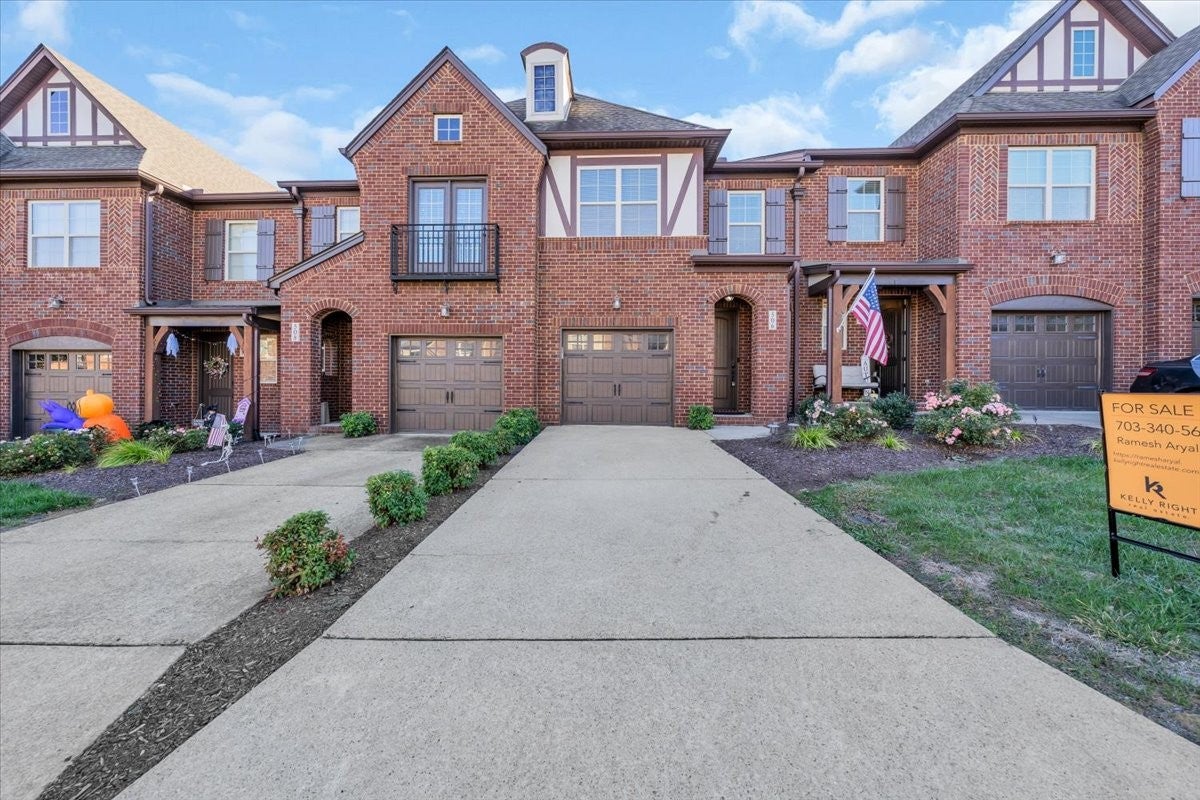 506 Millwood Ln