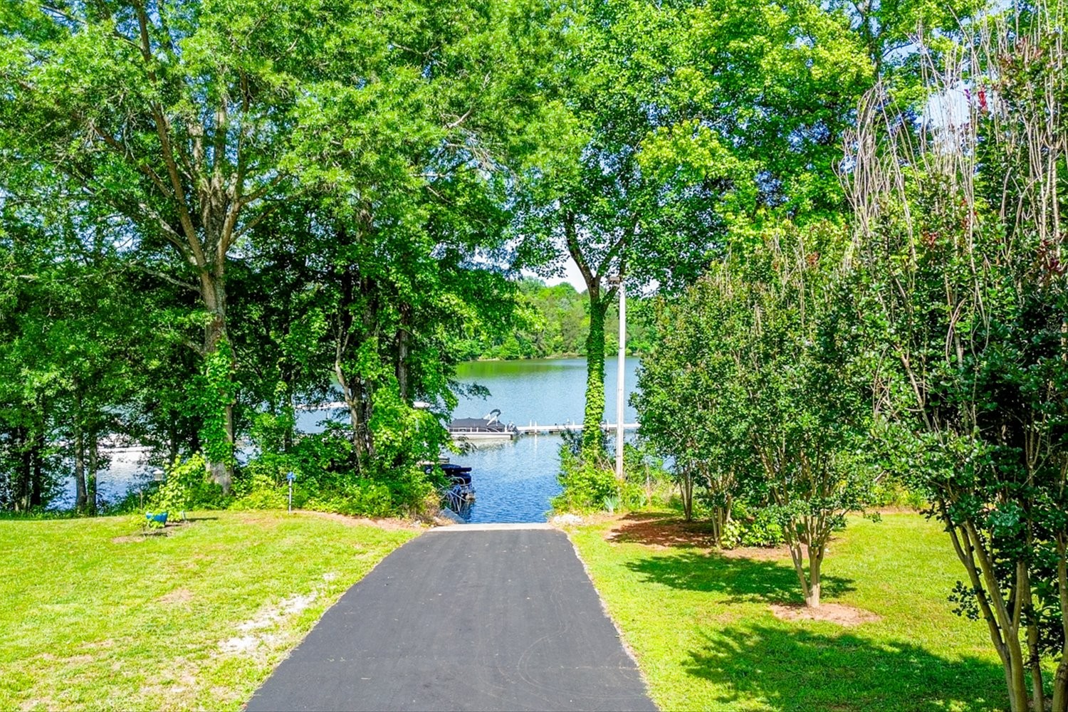 6 Cypress Point Dr