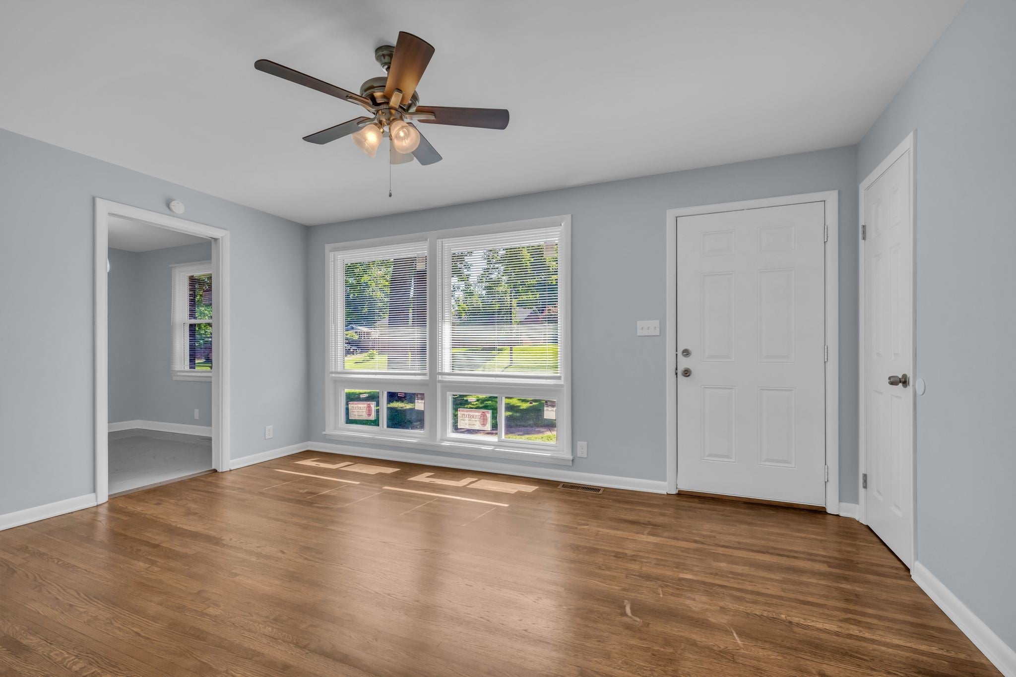 108 Meadowbrook Dr