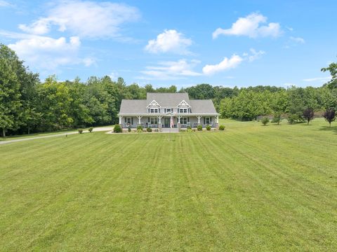 6322 Jim Cummings Hwy Bradyville TN 37026