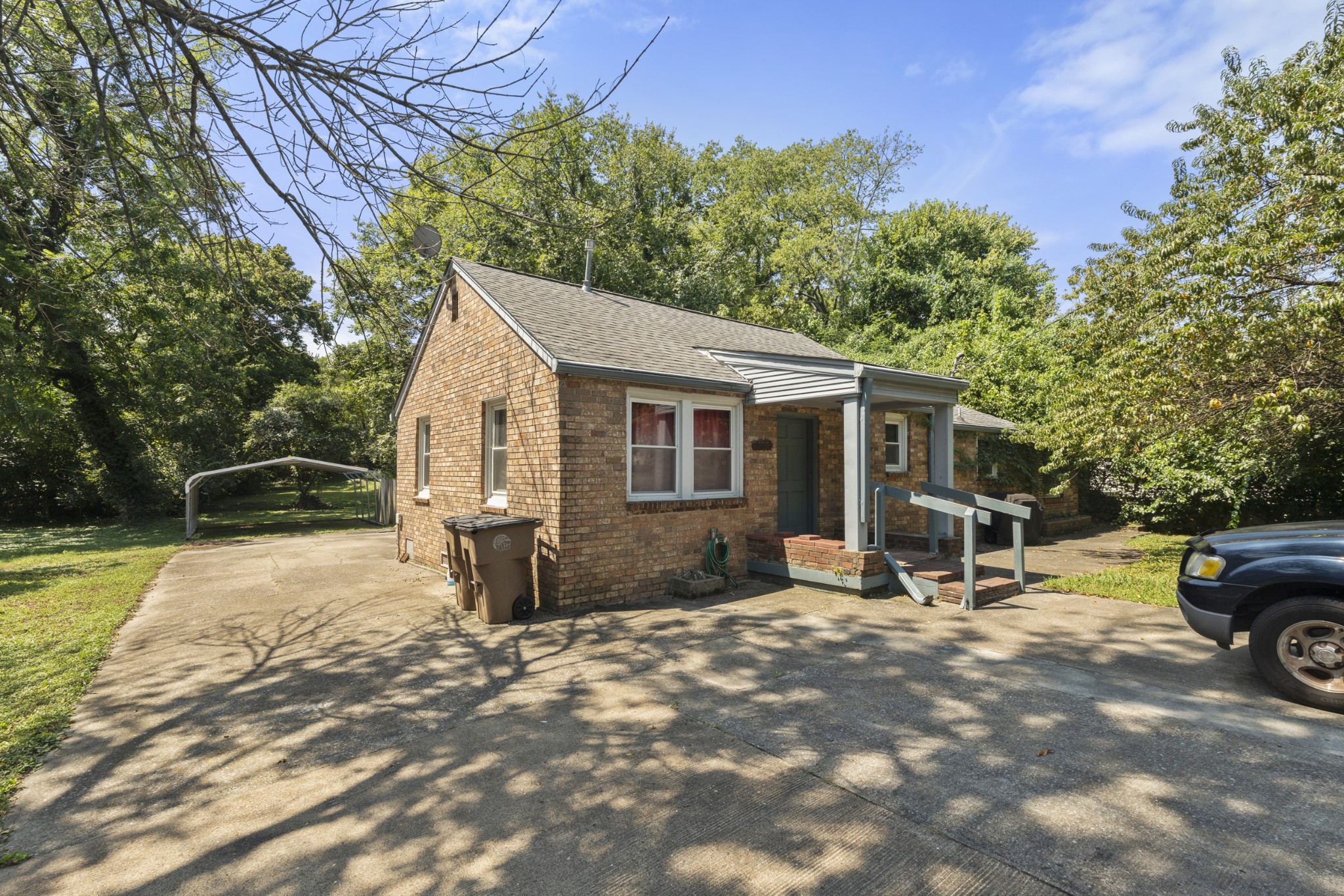 1008 Virginia Ave A