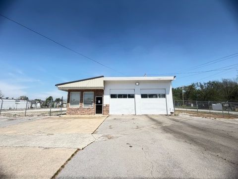 1000 E Main St Decherd TN 37324