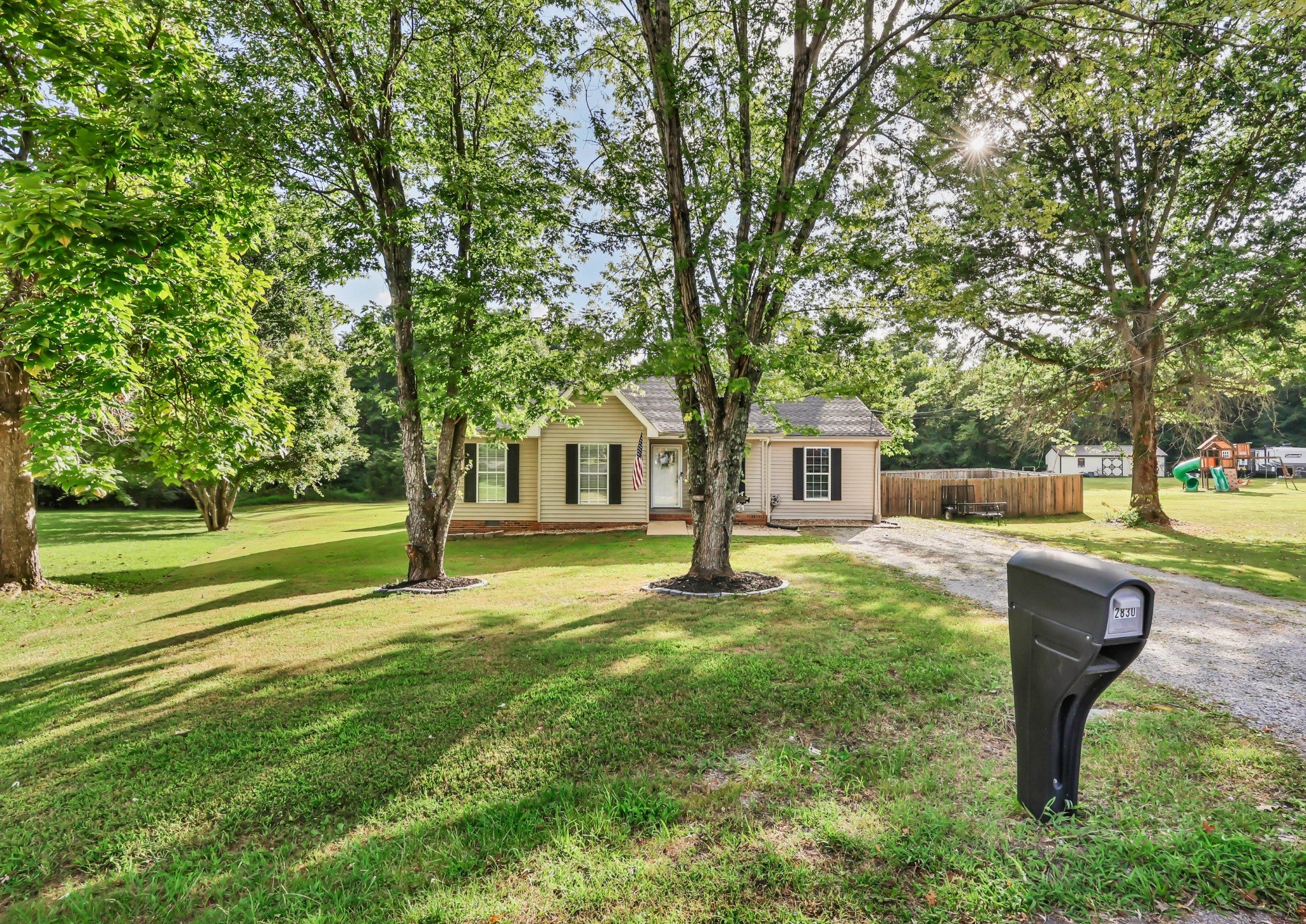 2830 Hinson Rd