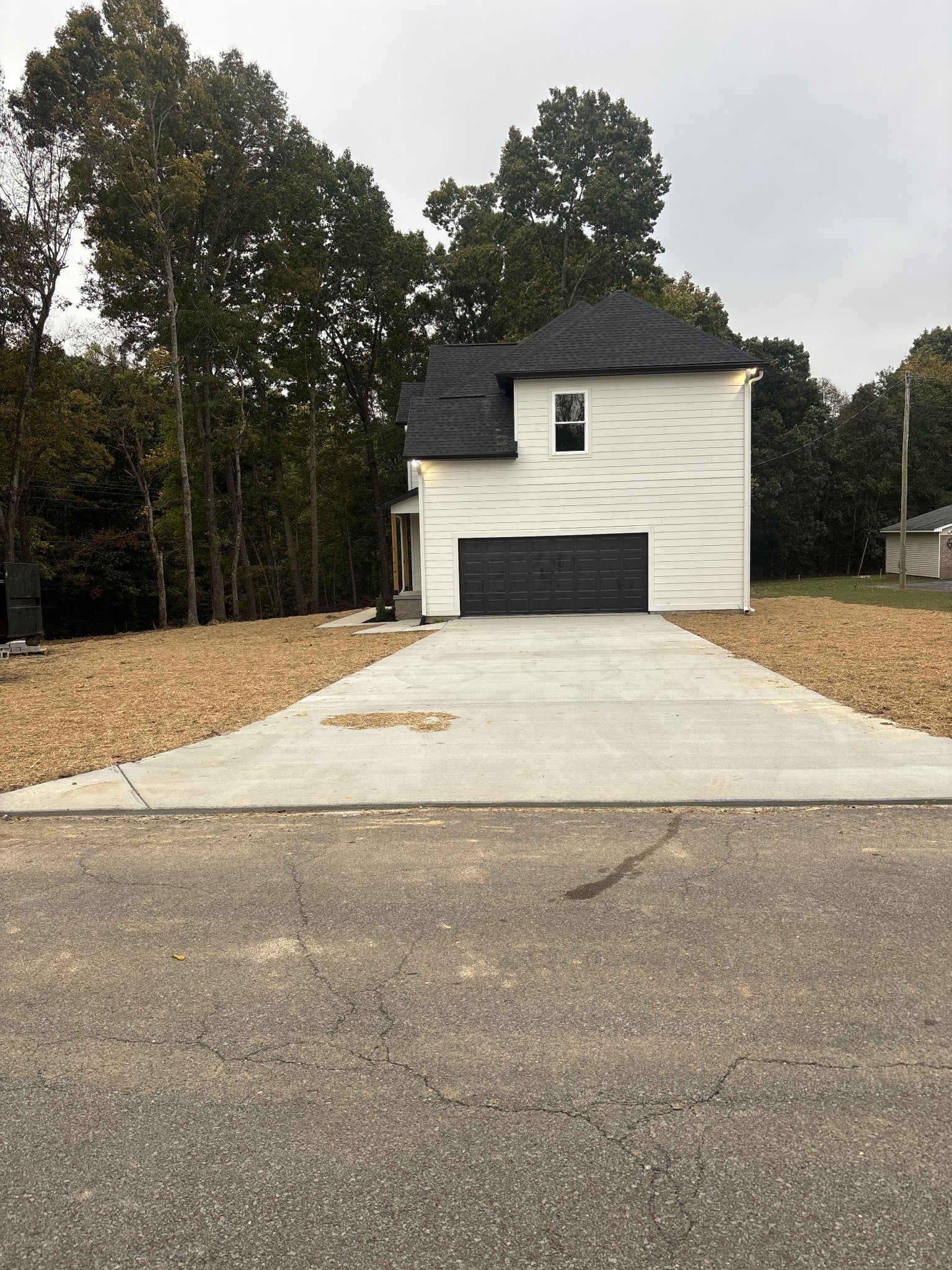 105 Contrary Rd
