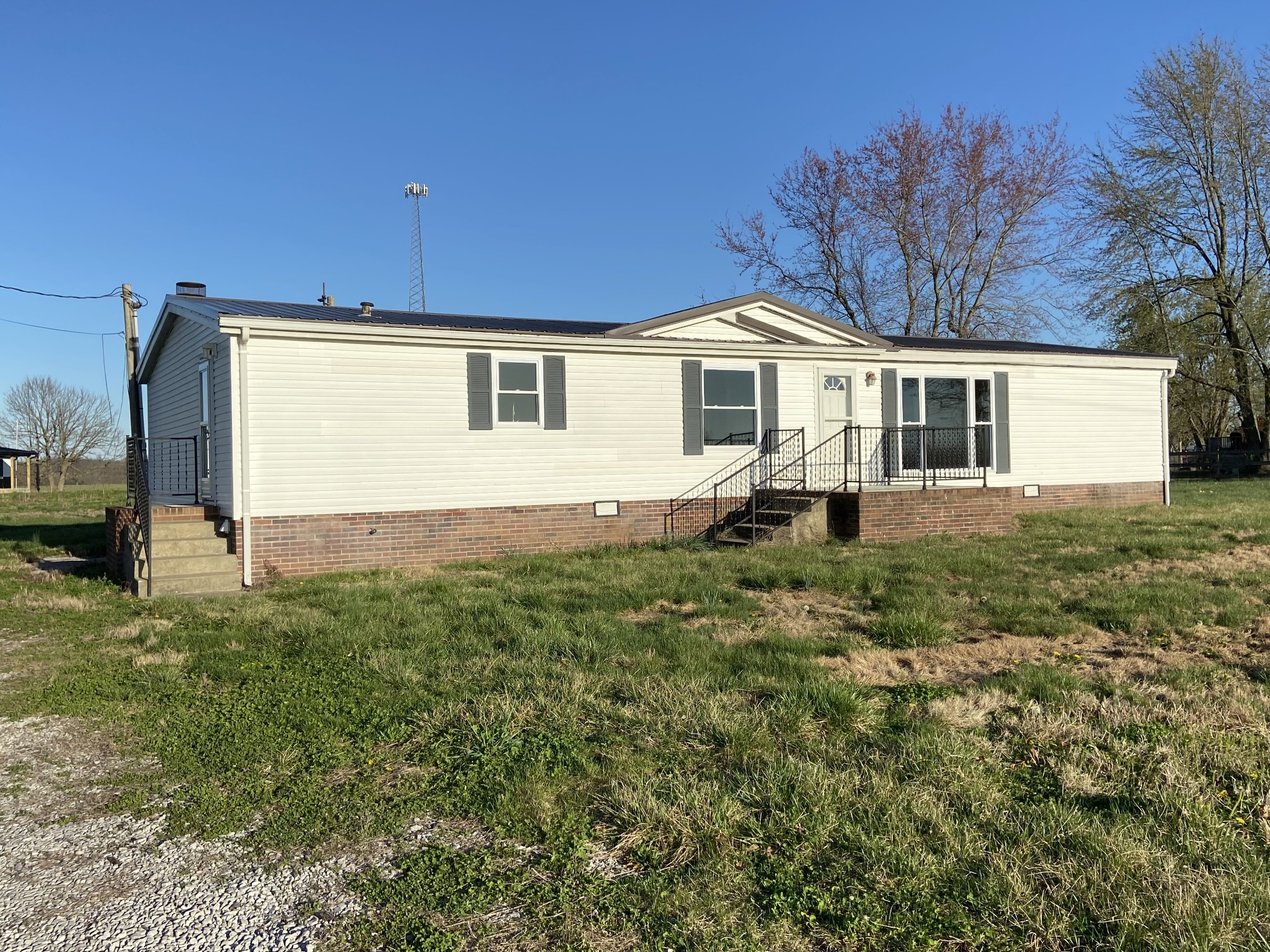 View Crofton, KY 42217 mobile home