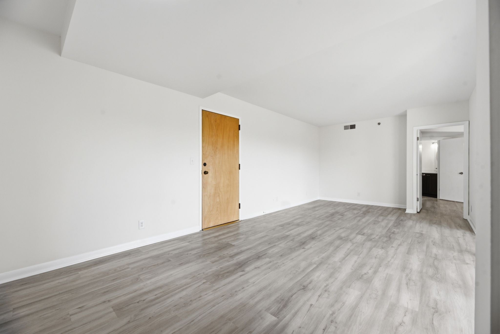 900 19th Ave S 1001