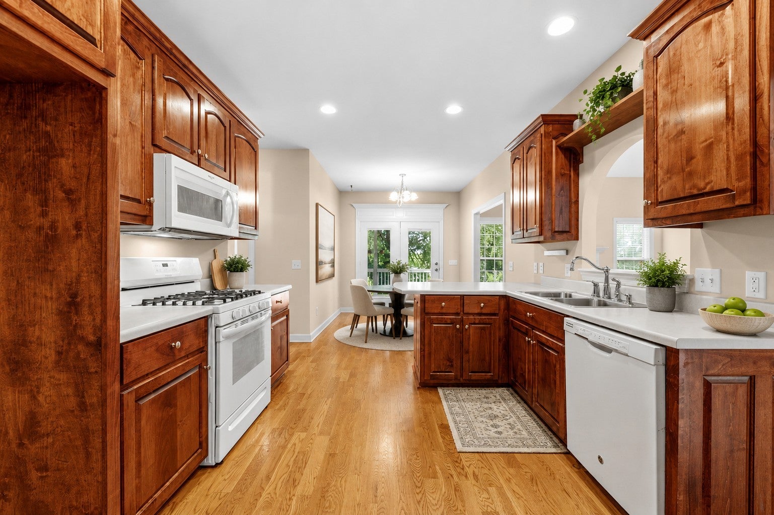 3004 Viewpointe Way