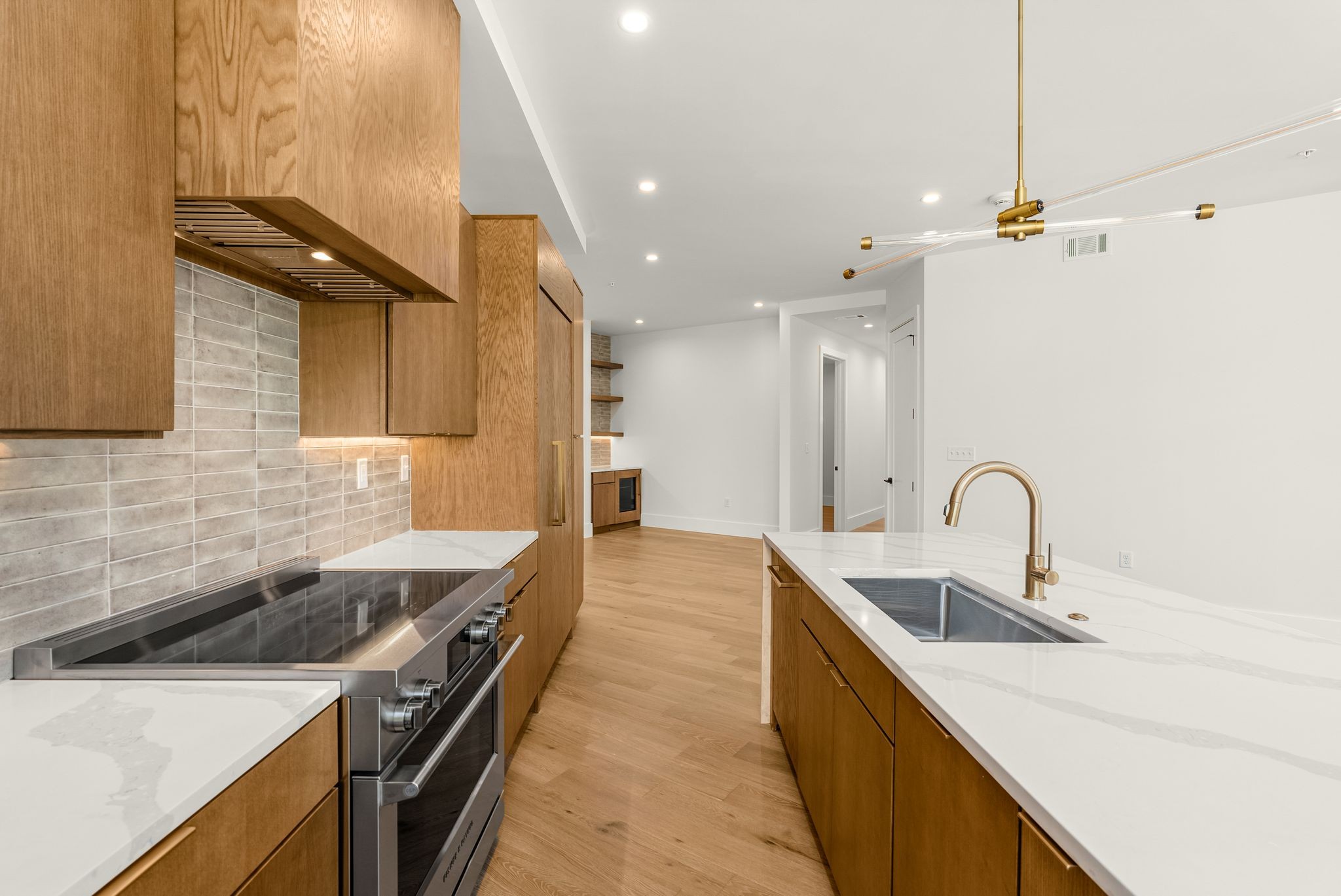 321 31st Ave N B1 (C)