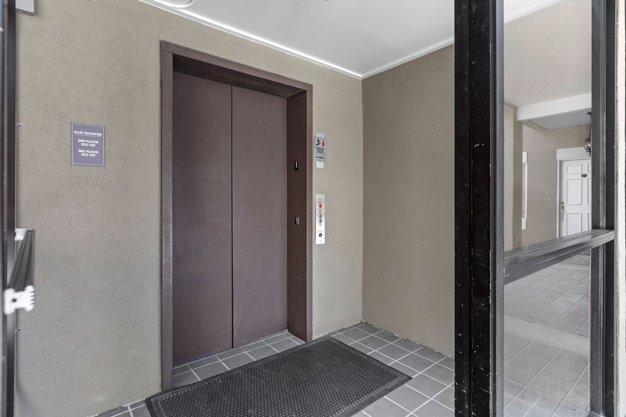 3818 West End Ave 103