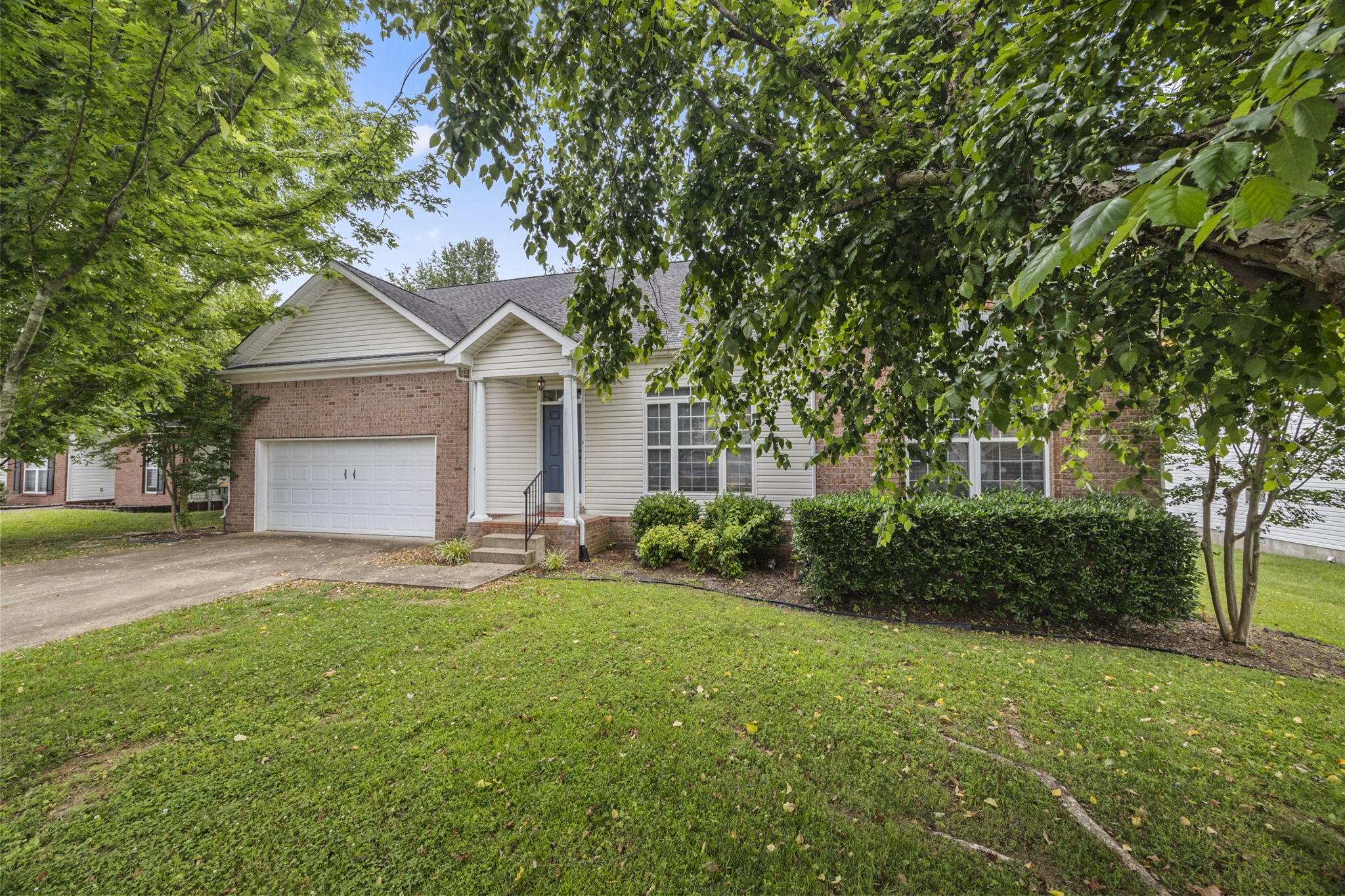 2135 Loudenslager Dr