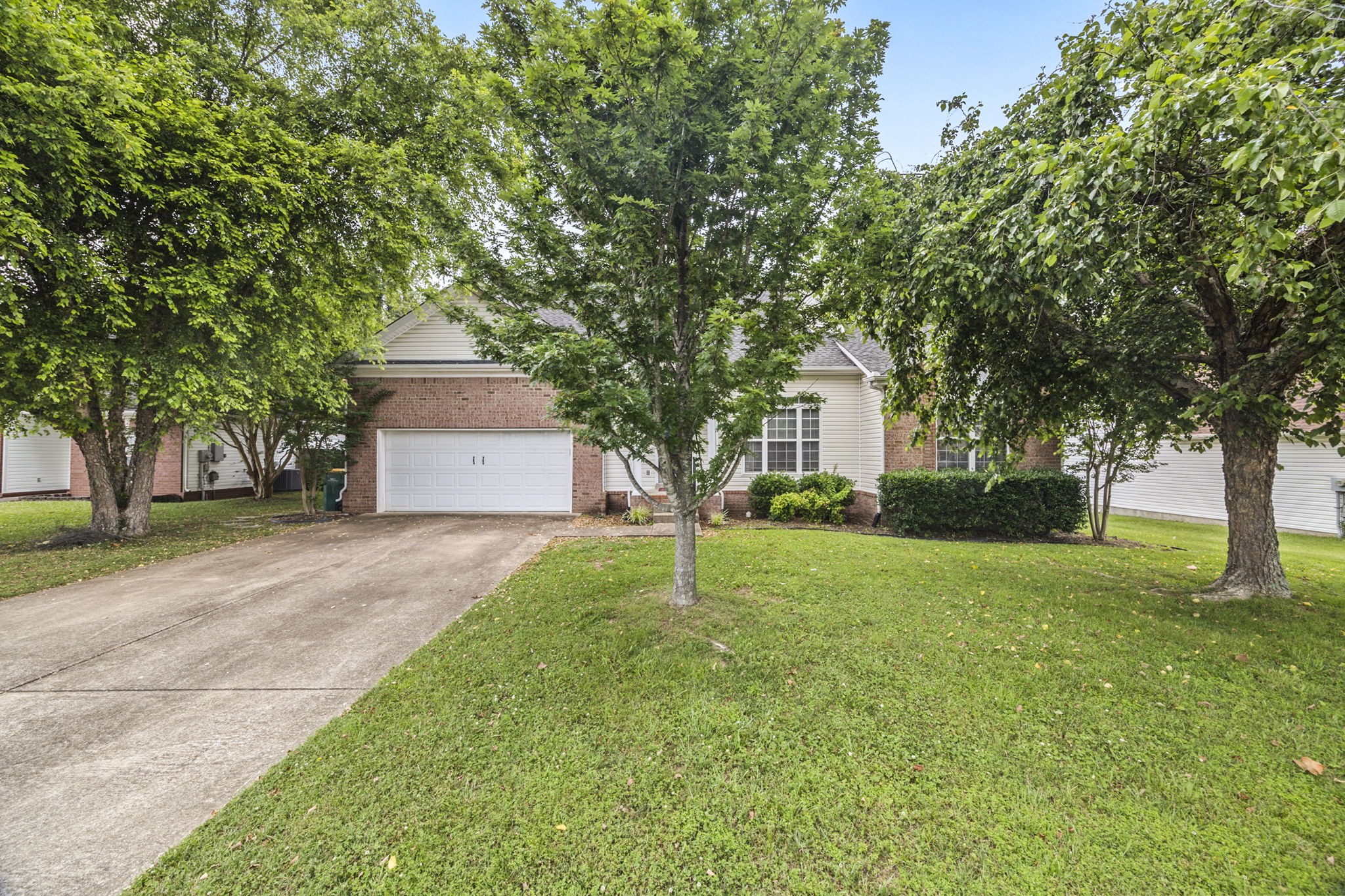 2135 Loudenslager Dr