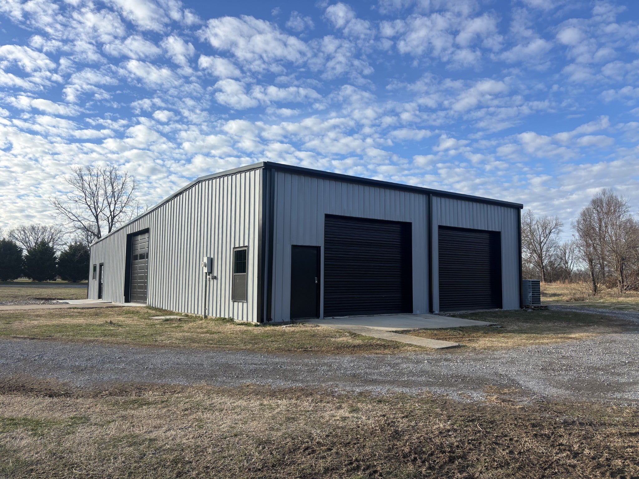 30 Arbor Ln