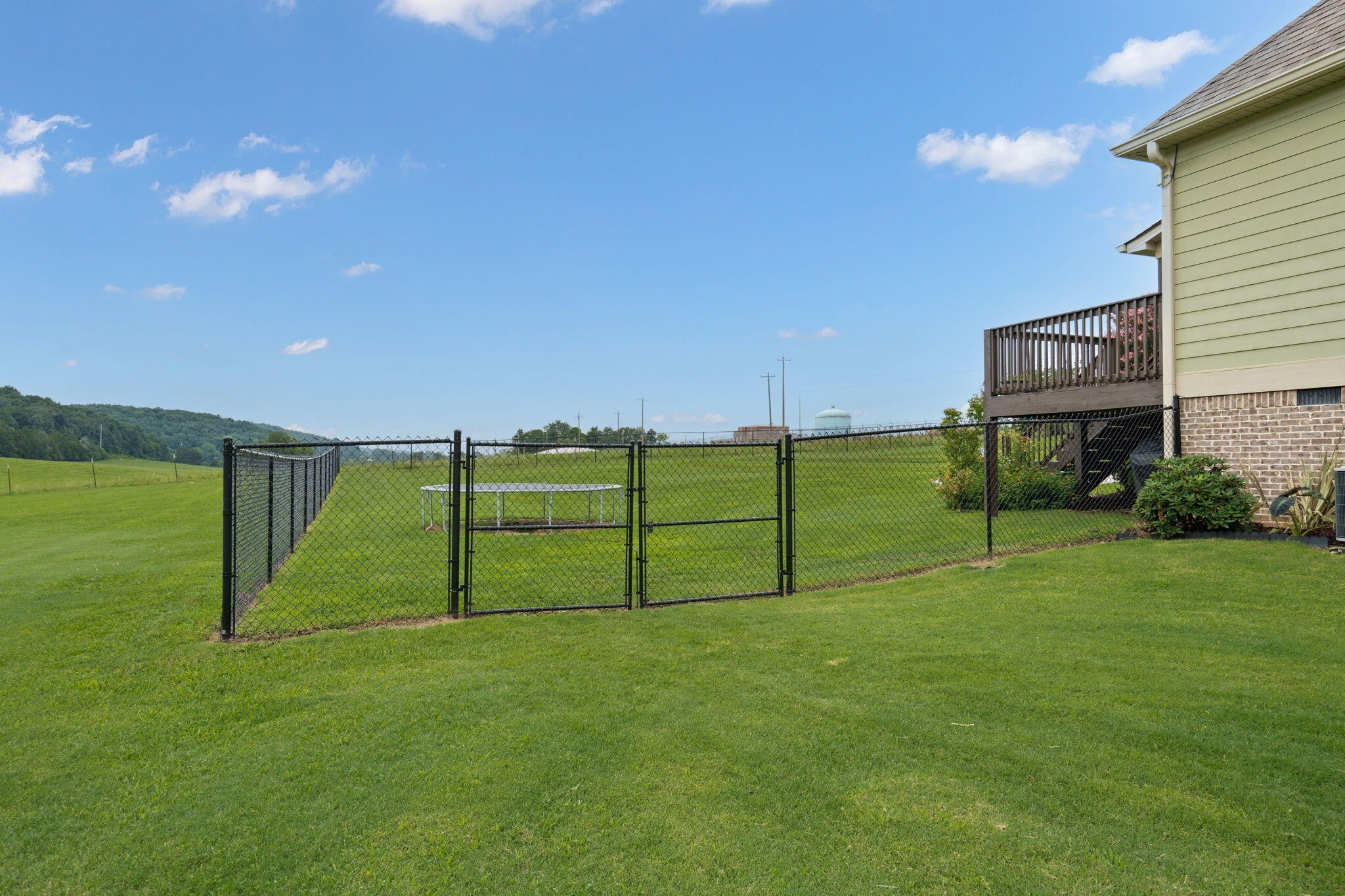 112 Keystone Drive NE