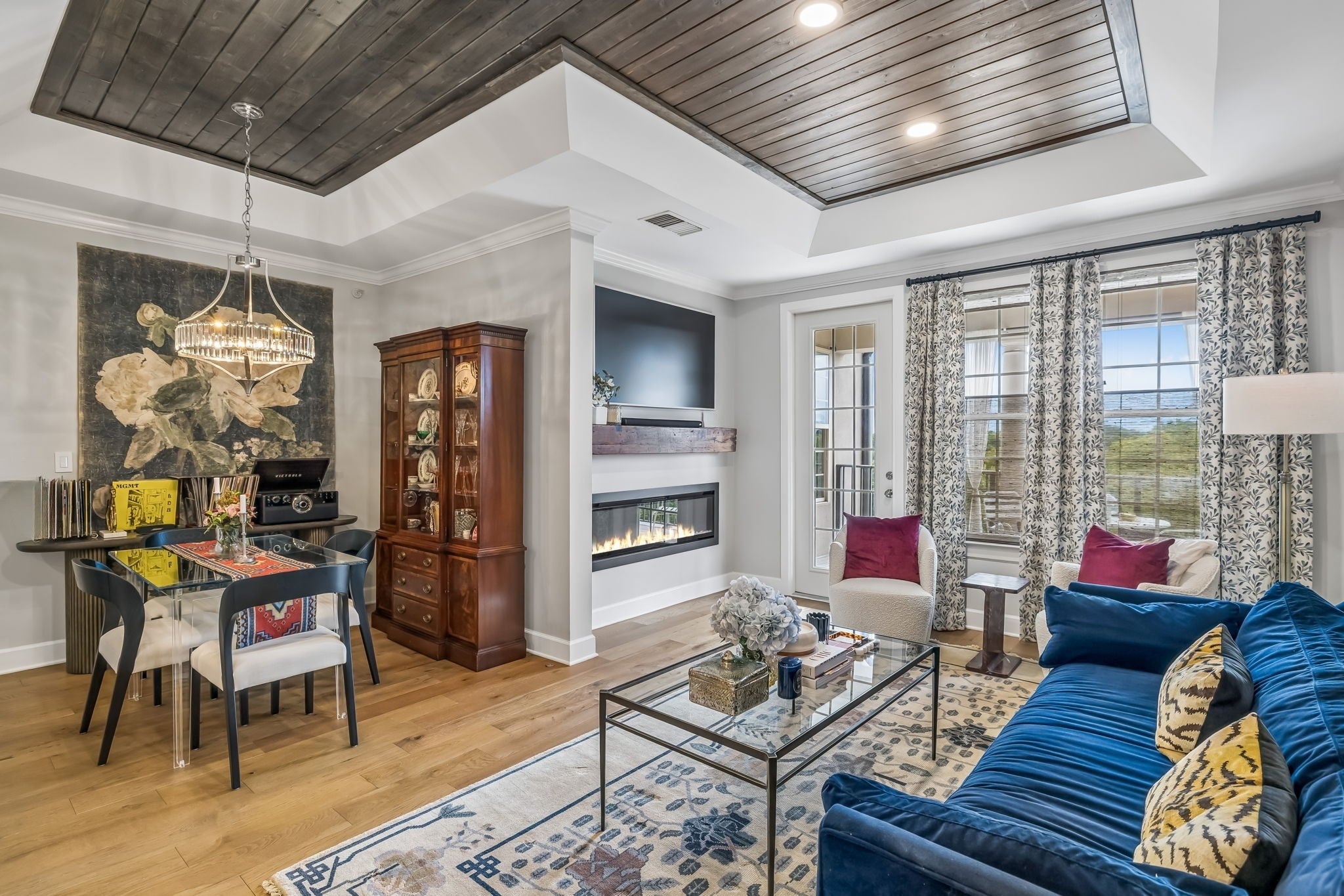 2-bed listing at 309 Seven Springs Way 403, Brentwood