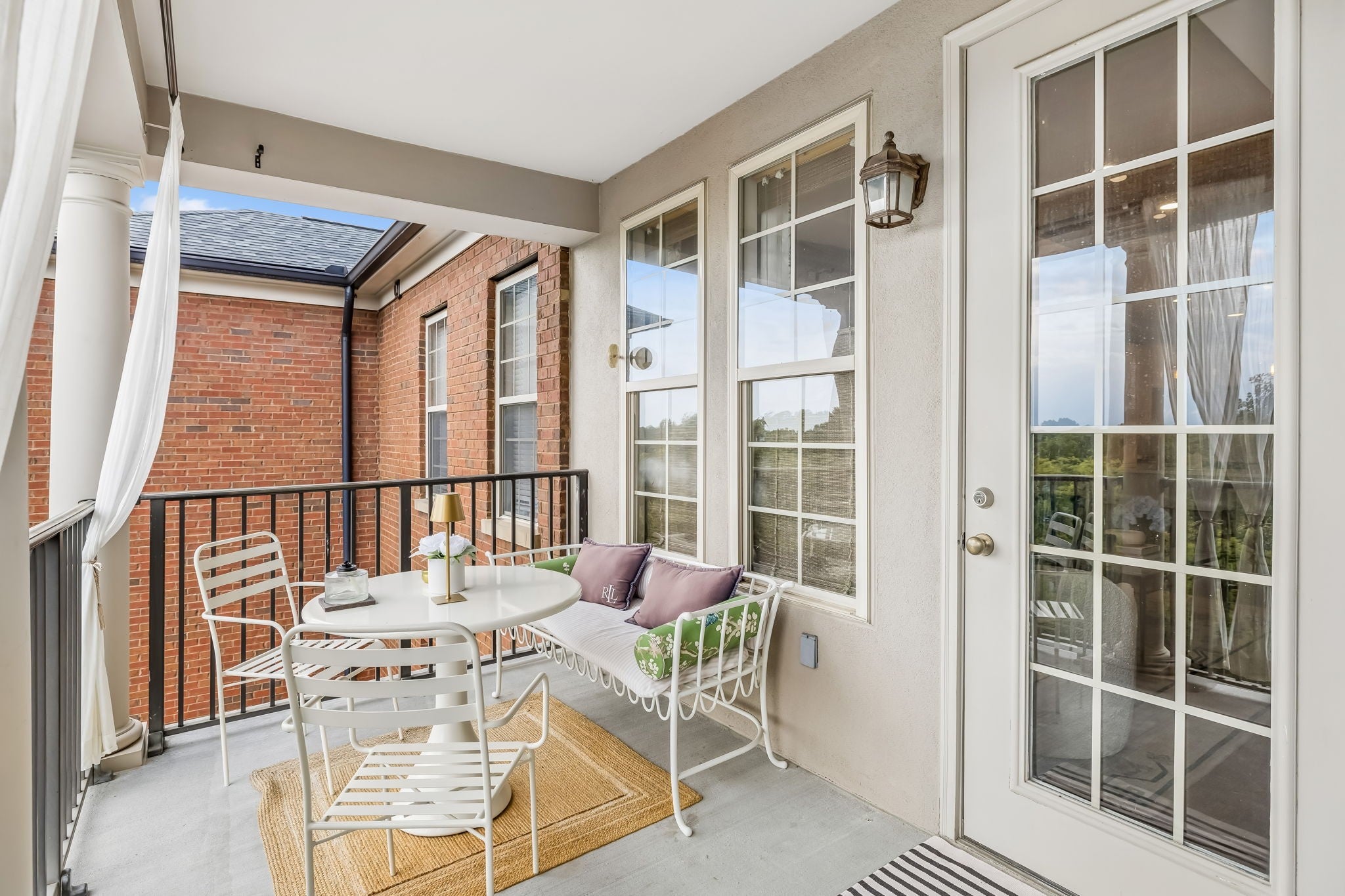 309 Seven Springs Way 403