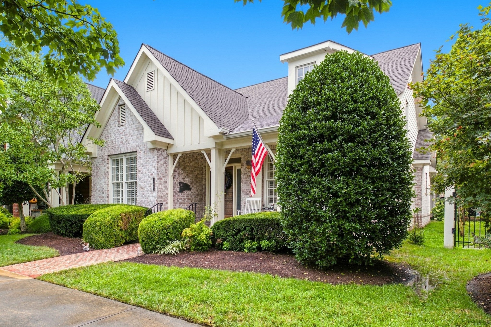 1325 Barkleigh Ln