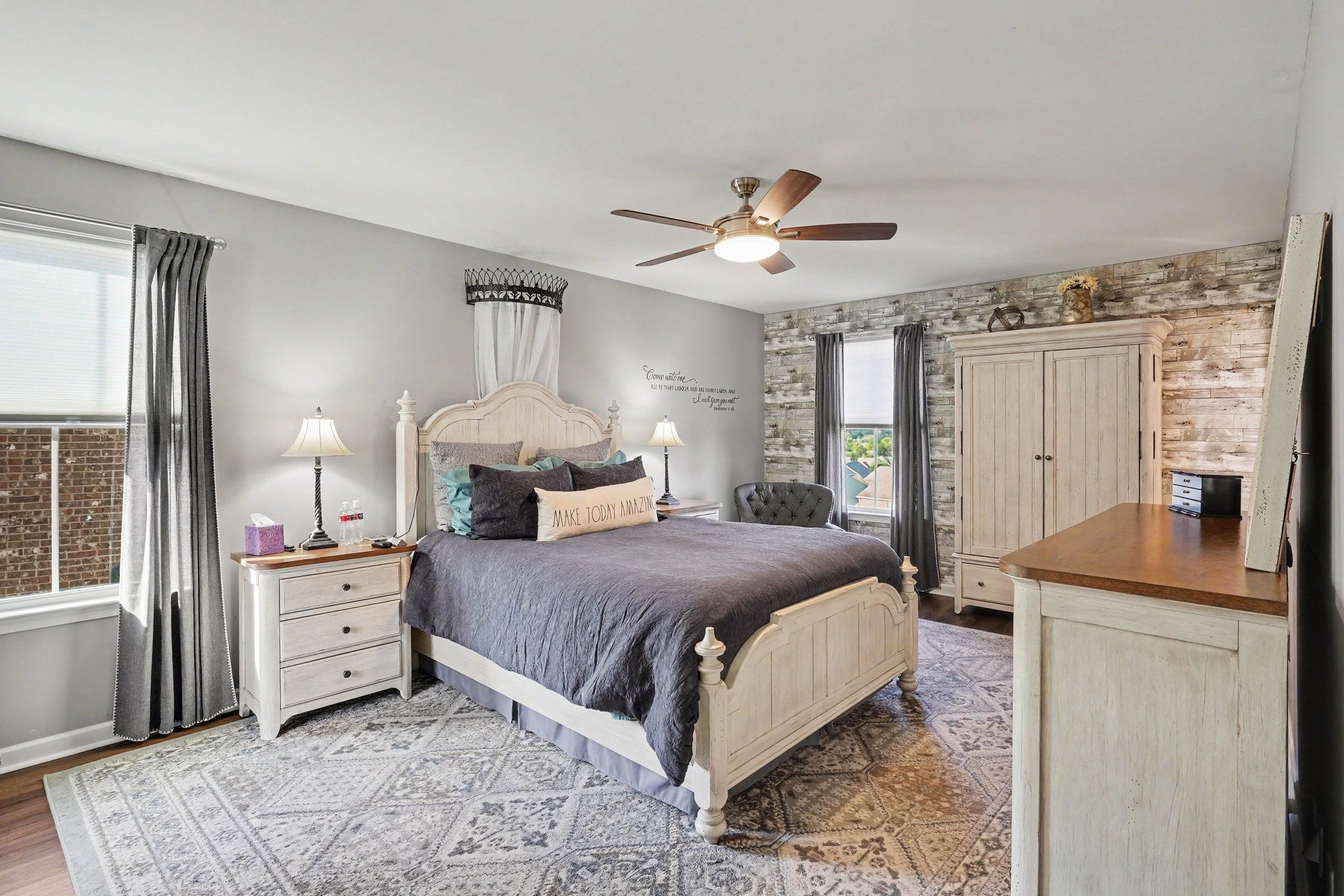 613 Wolfeboro Ln