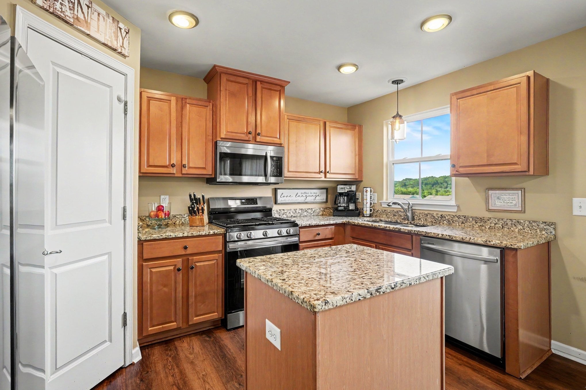 613 Wolfeboro Ln