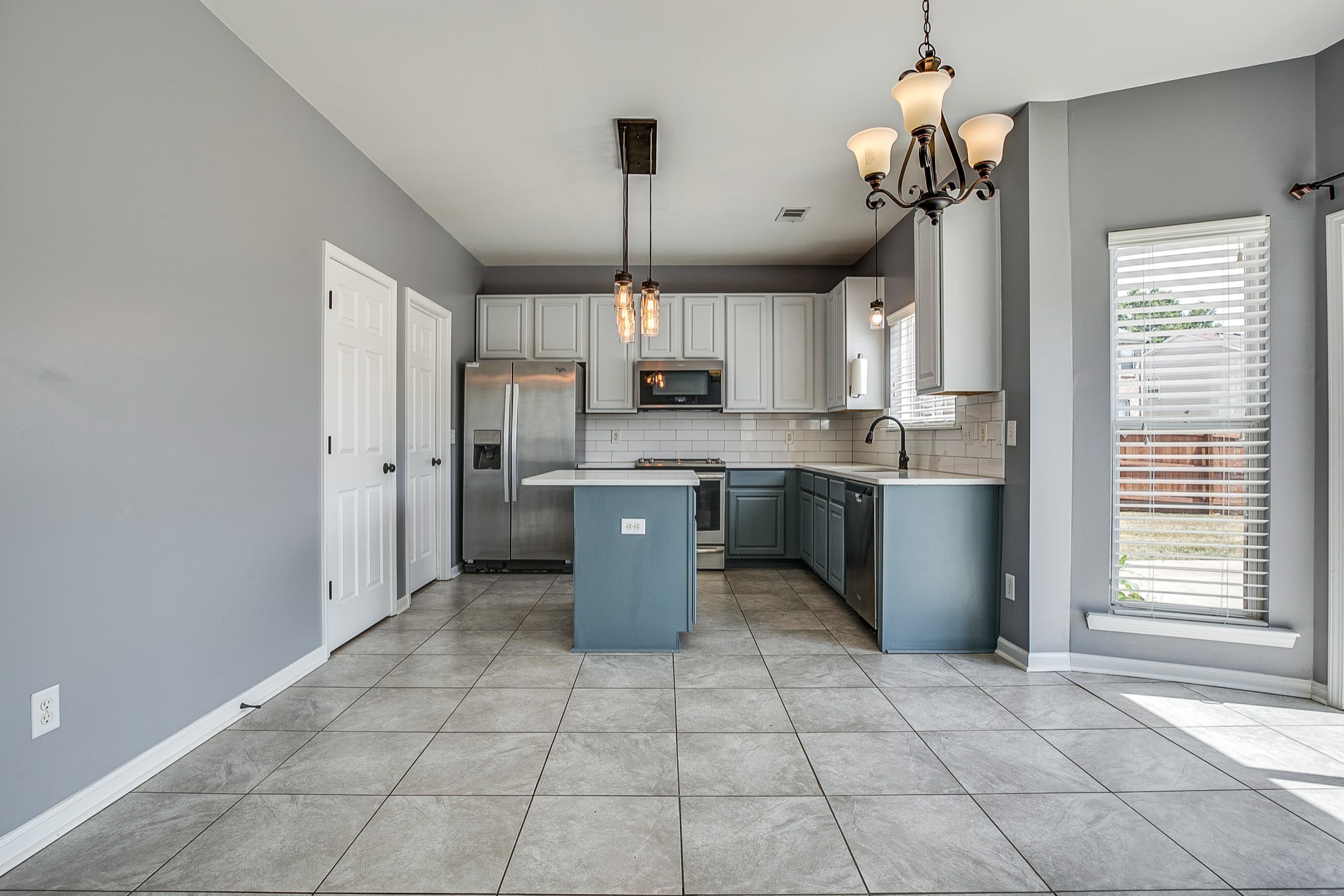 Spring Hill, Tennessee 37174, United States, 4 Bedrooms Bedrooms, ,3 BathroomsBathrooms,Residential,Active,134985