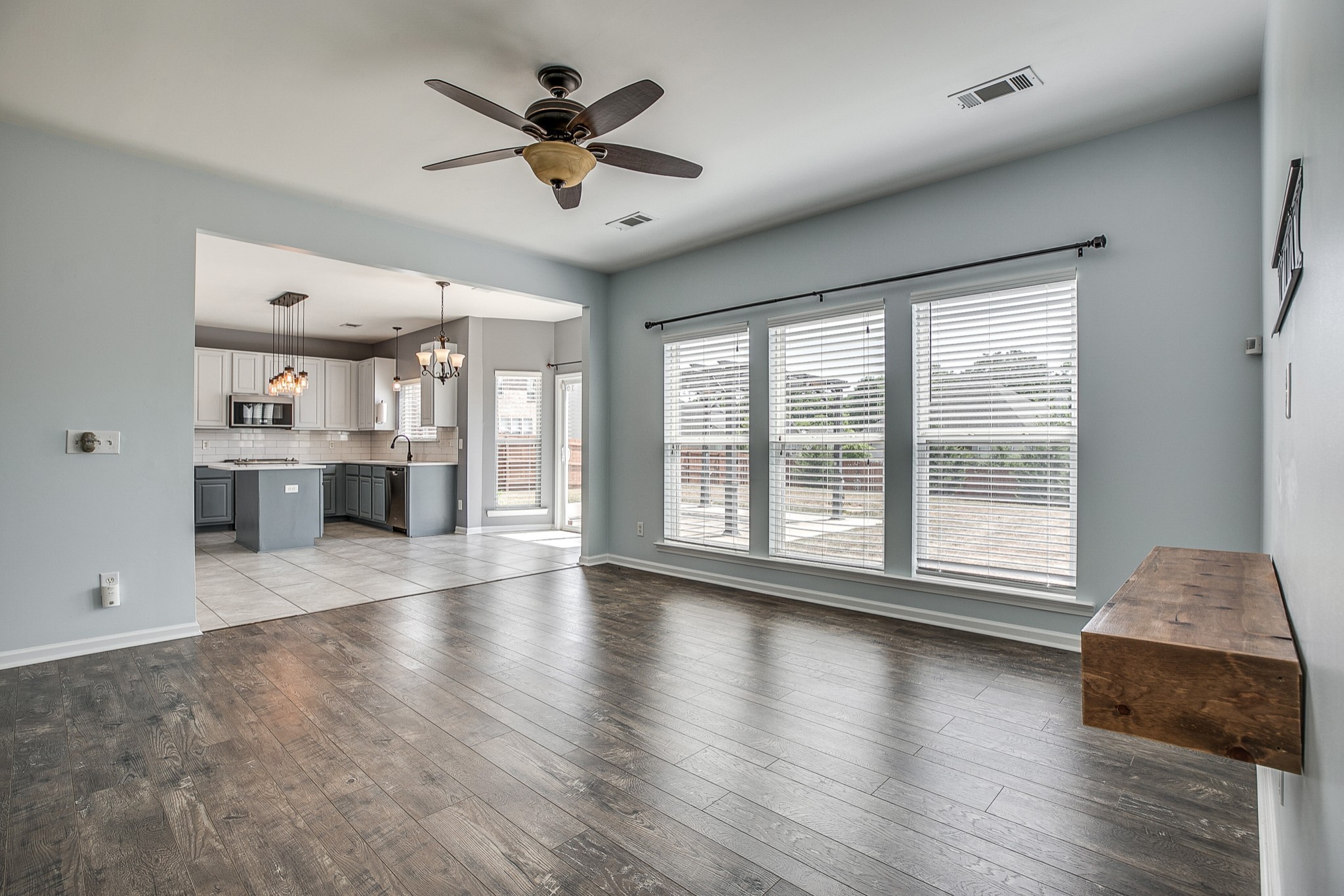 Spring Hill, Tennessee 37174, United States, 4 Bedrooms Bedrooms, ,3 BathroomsBathrooms,Residential,Active,134985