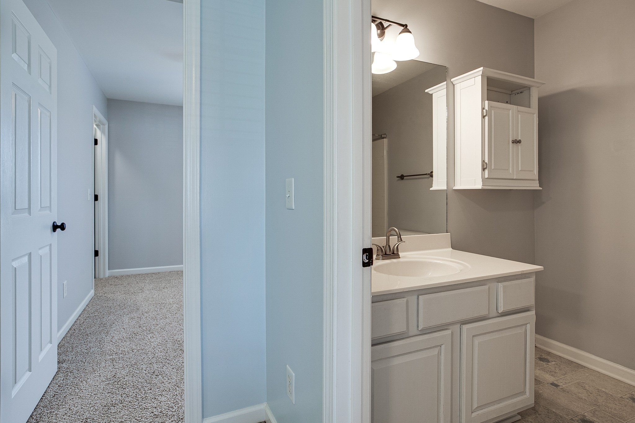 Spring Hill, Tennessee 37174, United States, 4 Bedrooms Bedrooms, ,3 BathroomsBathrooms,Residential,Active,134985