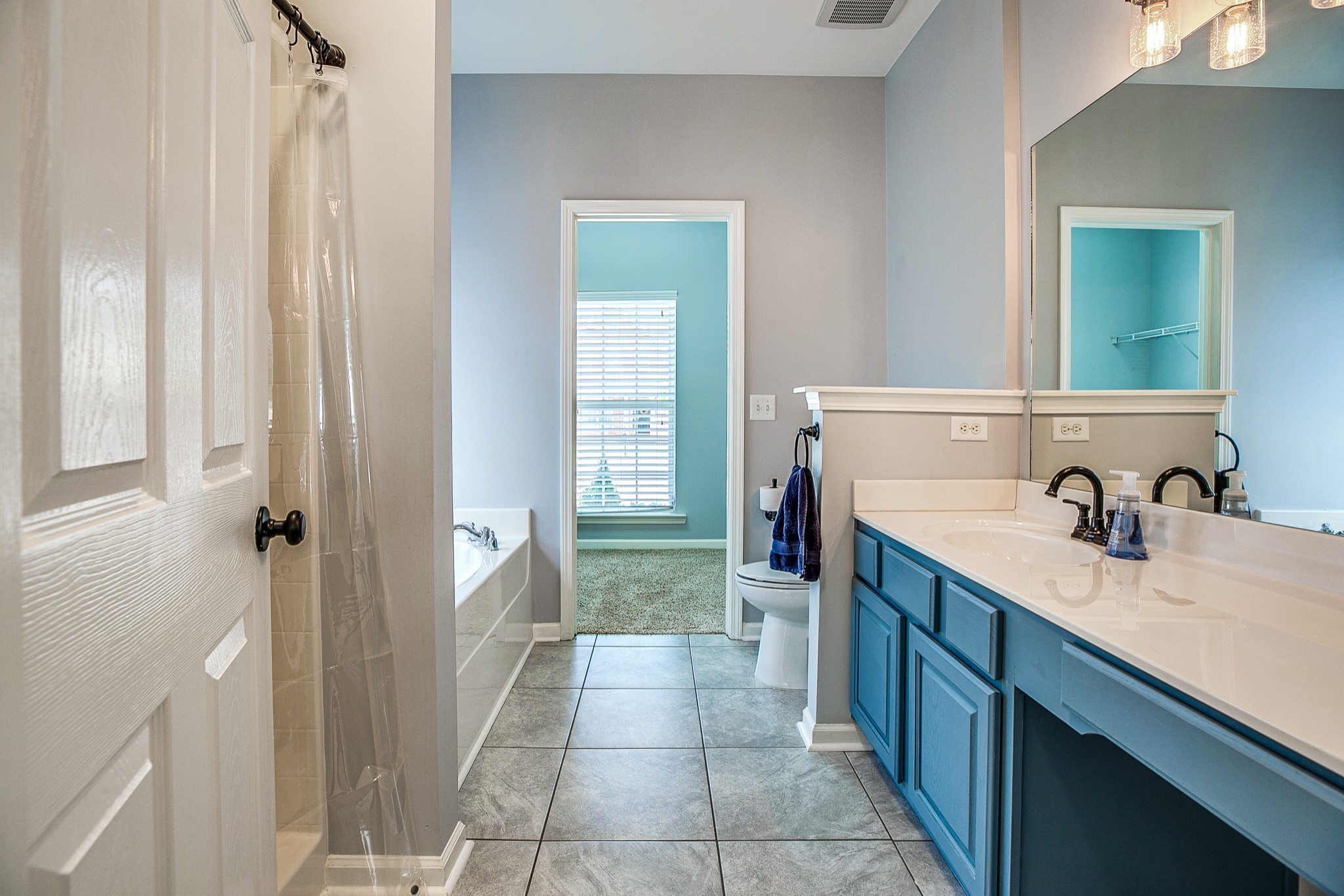 Spring Hill, Tennessee 37174, United States, 4 Bedrooms Bedrooms, ,3 BathroomsBathrooms,Residential,Active,134985