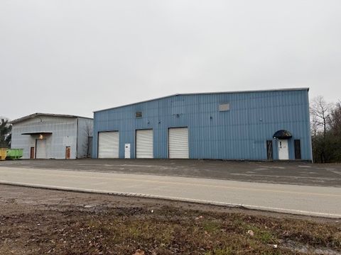 604 SW Atlantic St Tullahoma TN 37388