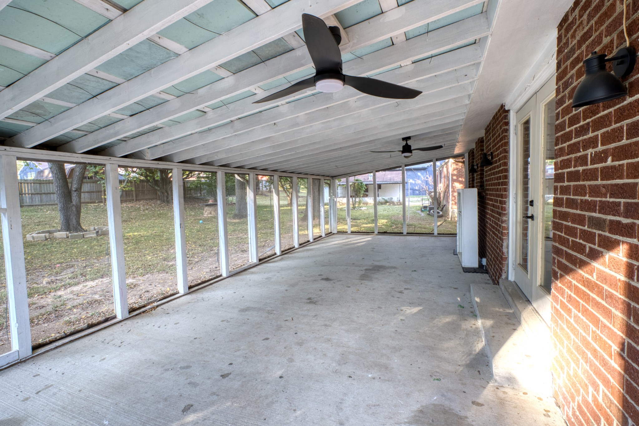 2538 Woodberry Dr