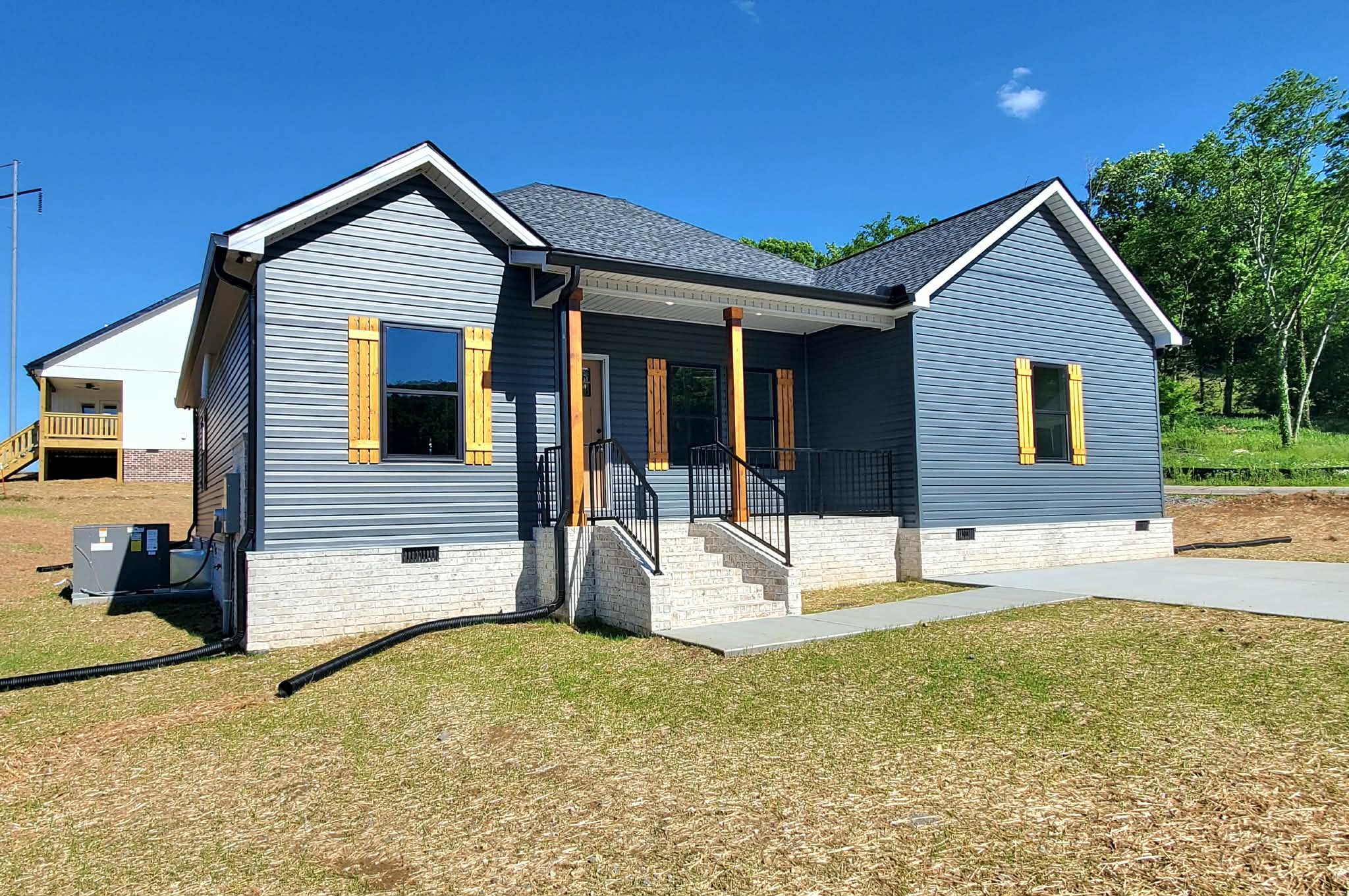 85 Rolling Meadows Ave