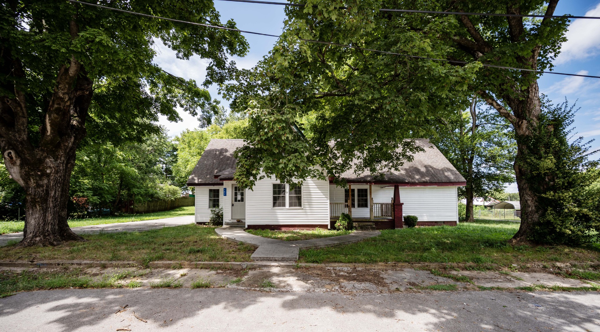 107 N West St