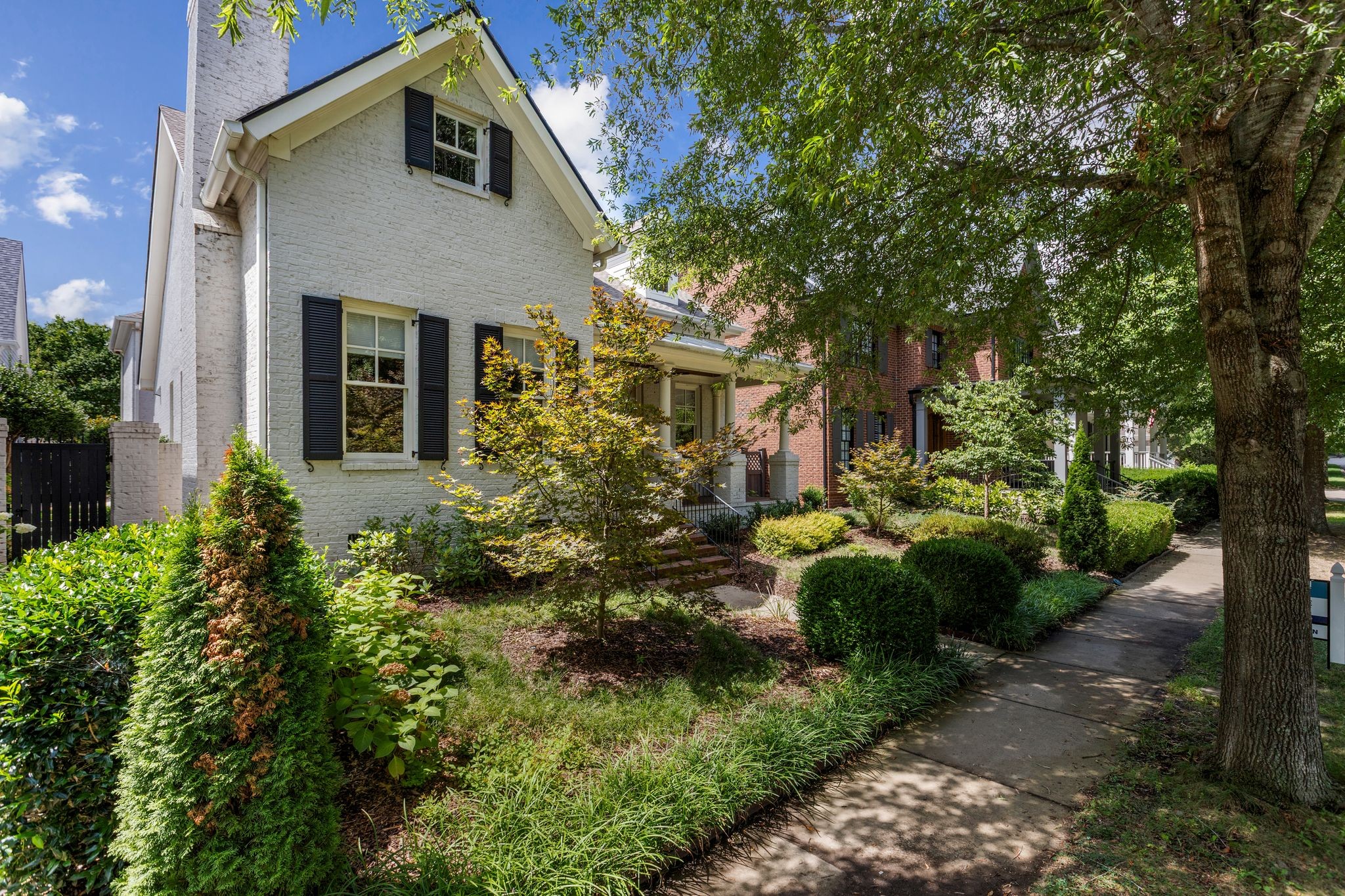 119 Addison Ave
