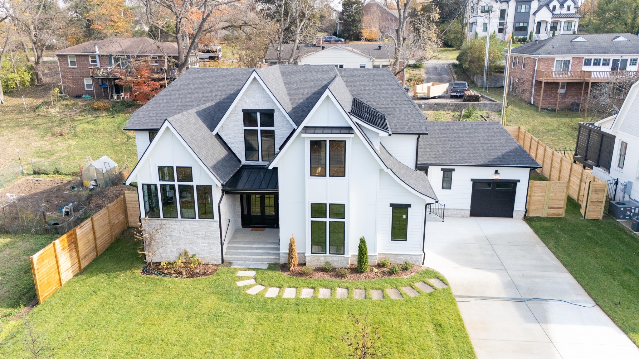 2911 Wellesley Trace