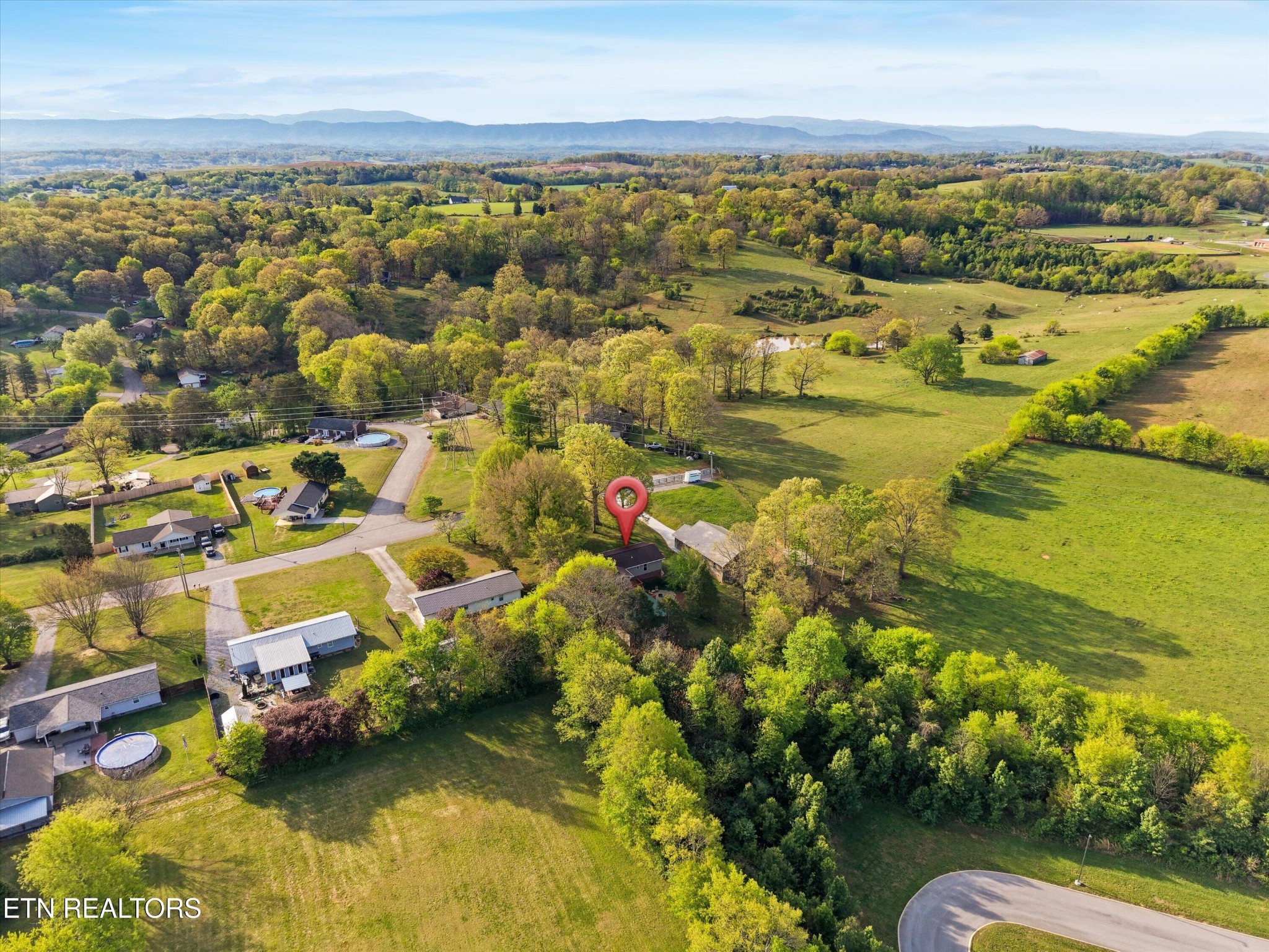 3005 Ridgeview Drive