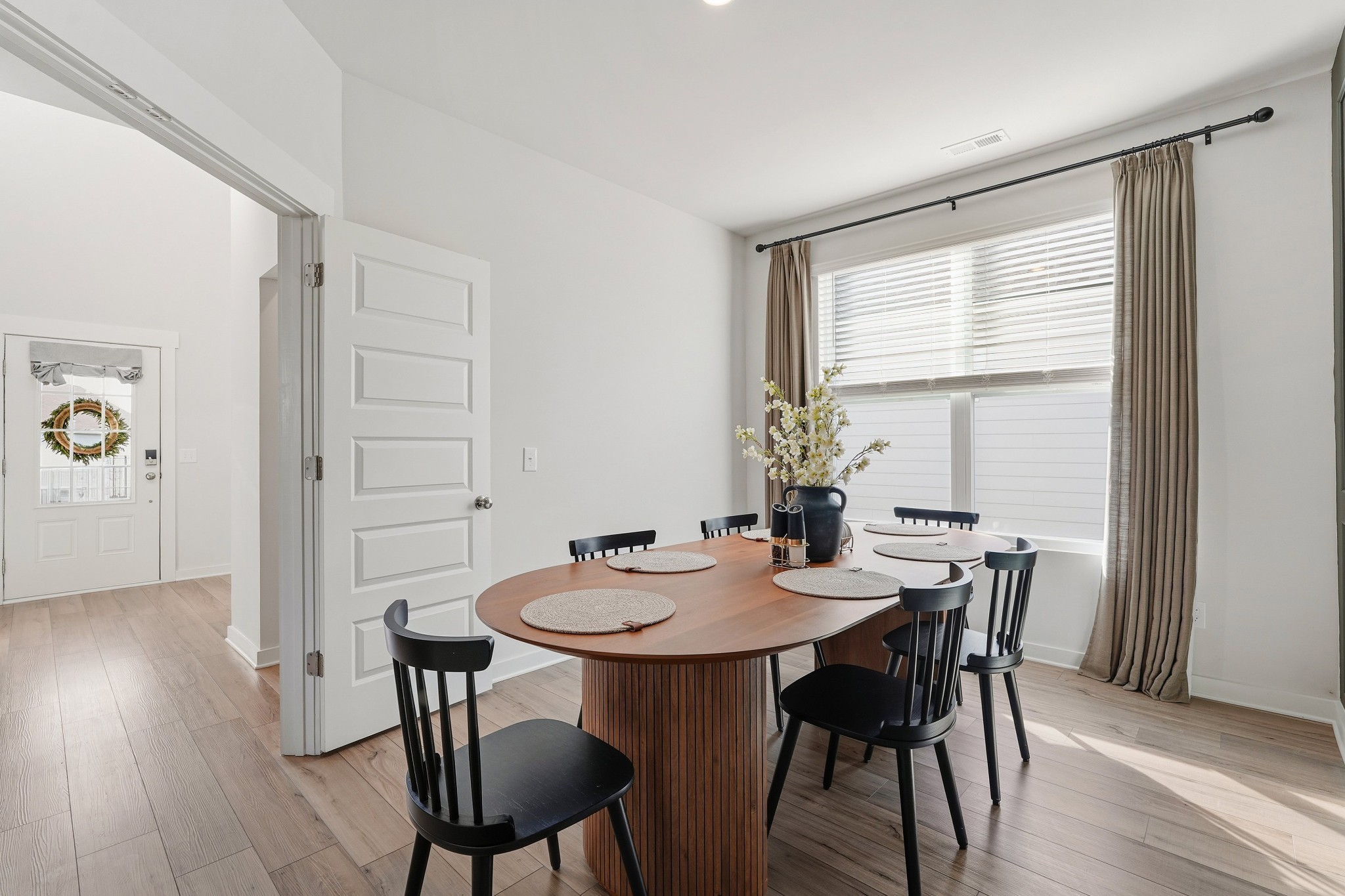 2814 Sage Meadows St