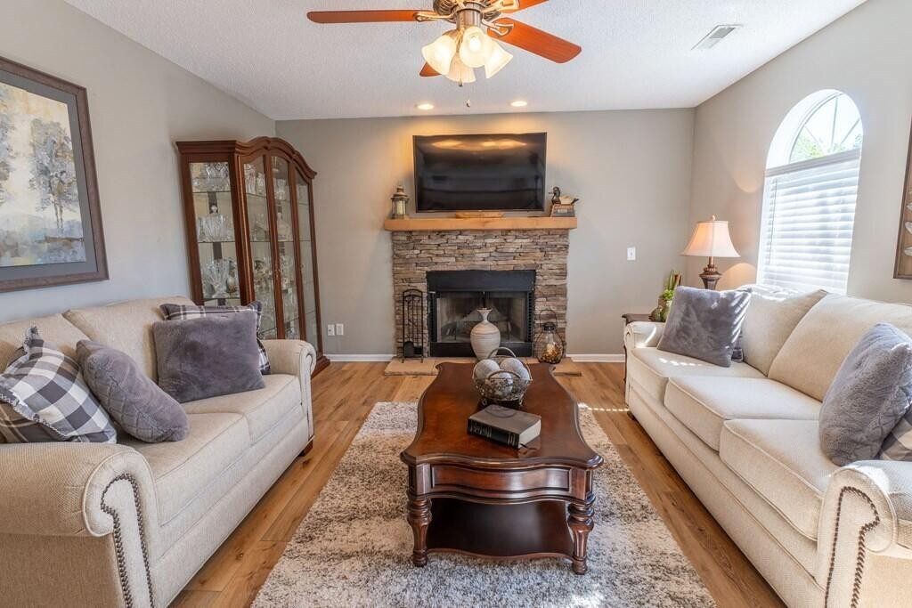 1699 Burnt Oak Drive Unit 195