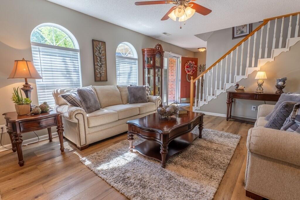 1699 Burnt Oak Drive Unit 195