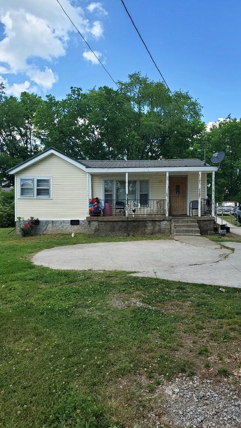 504 Demoss St Gallatin TN 37066