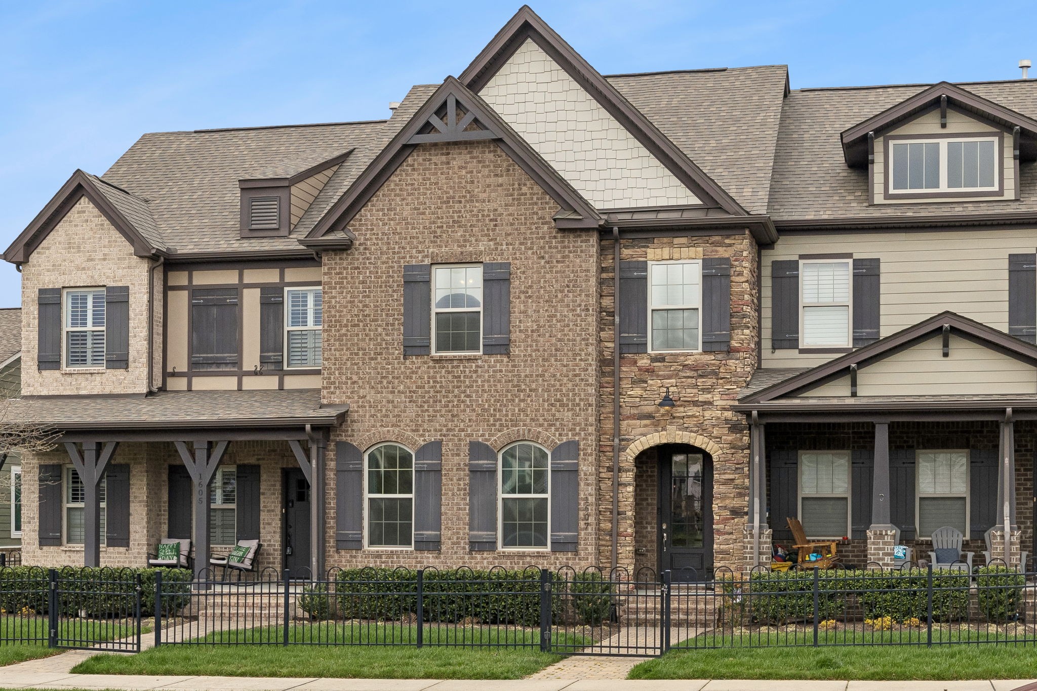 1607 Drakes Creek Rd