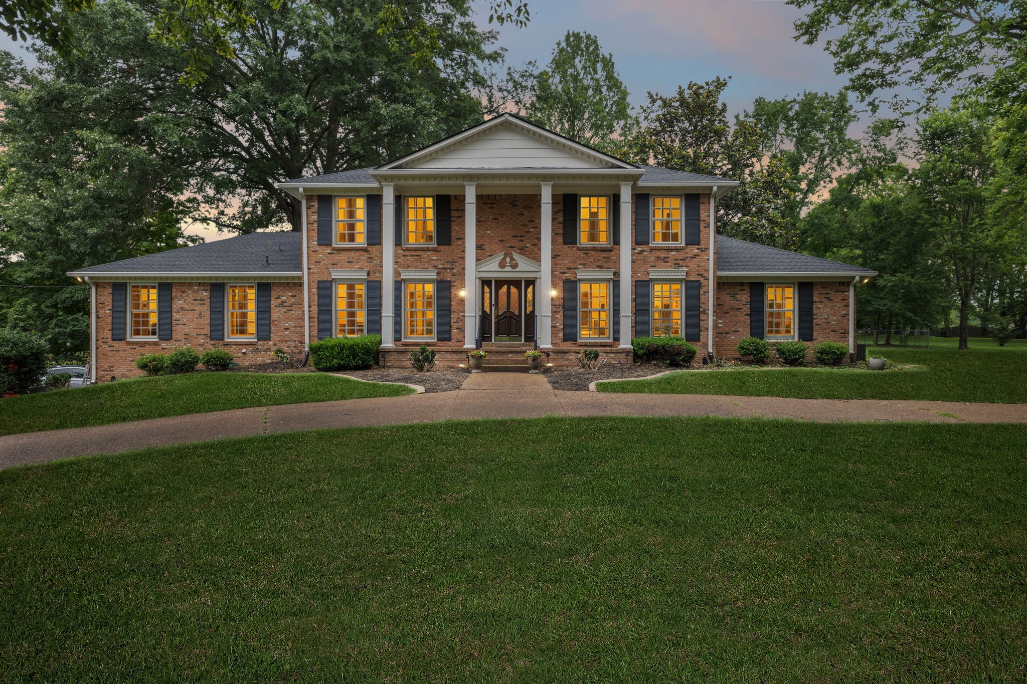 1415 Devens Dr