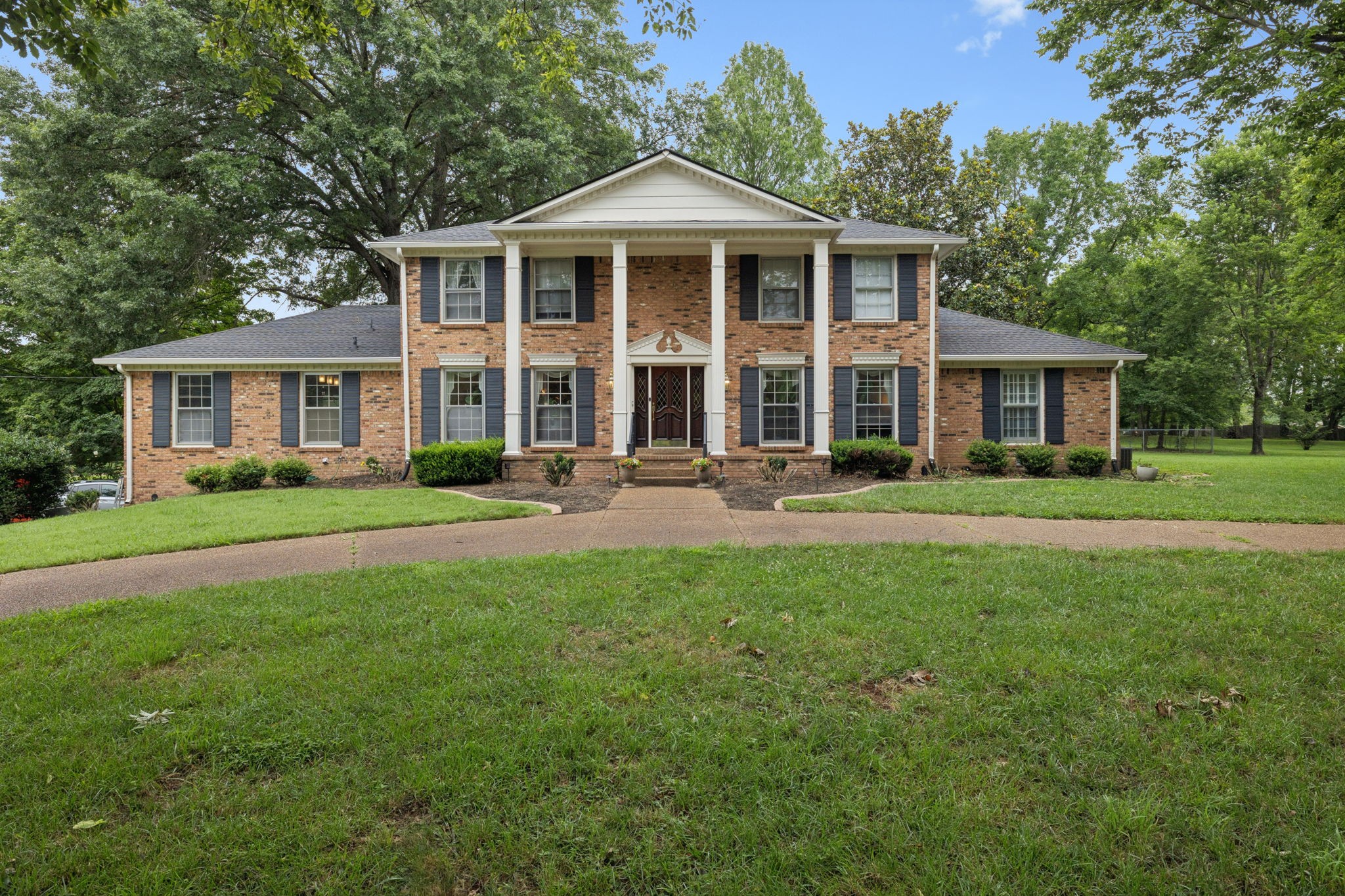 1415 Devens Dr