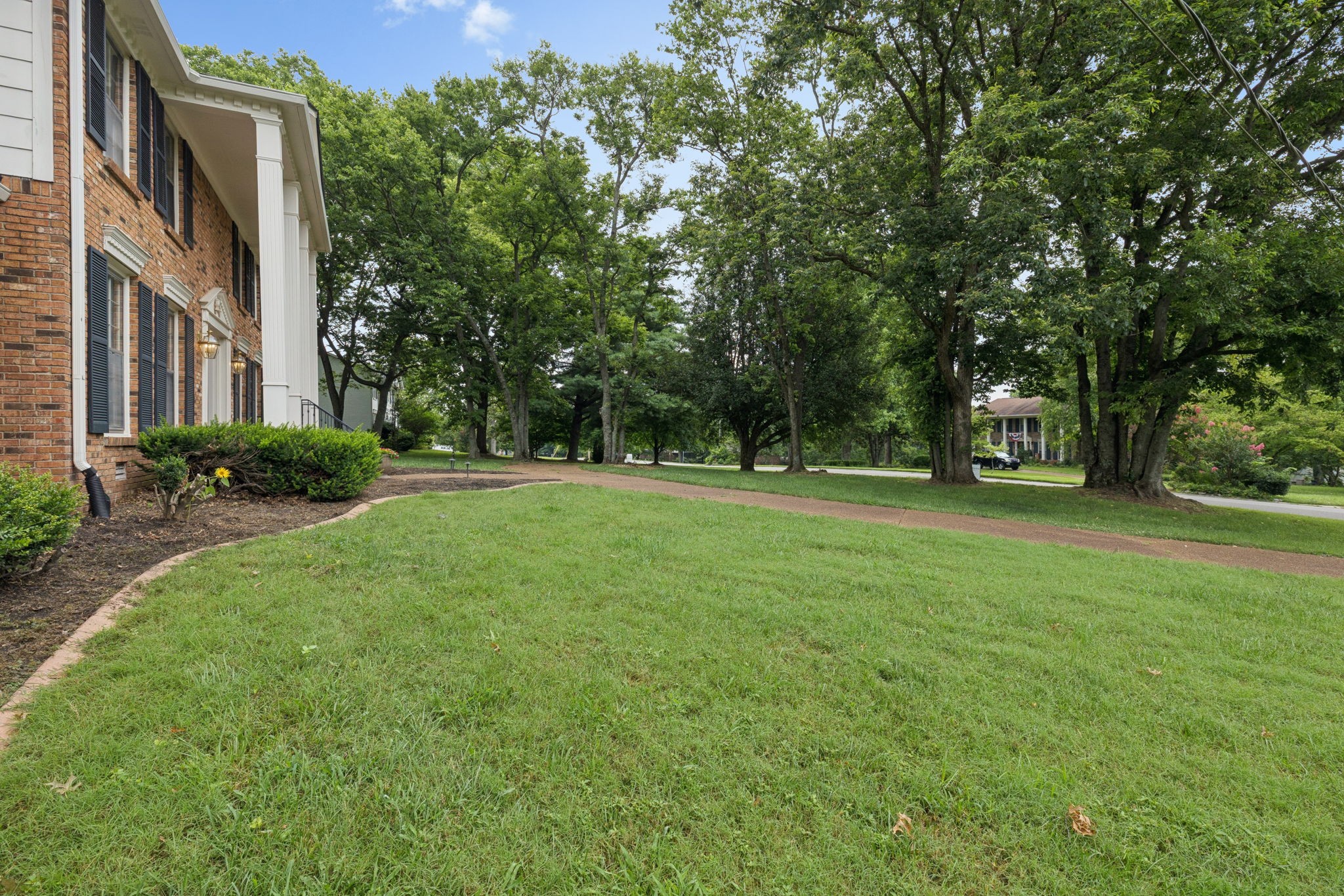 1415 Devens Dr