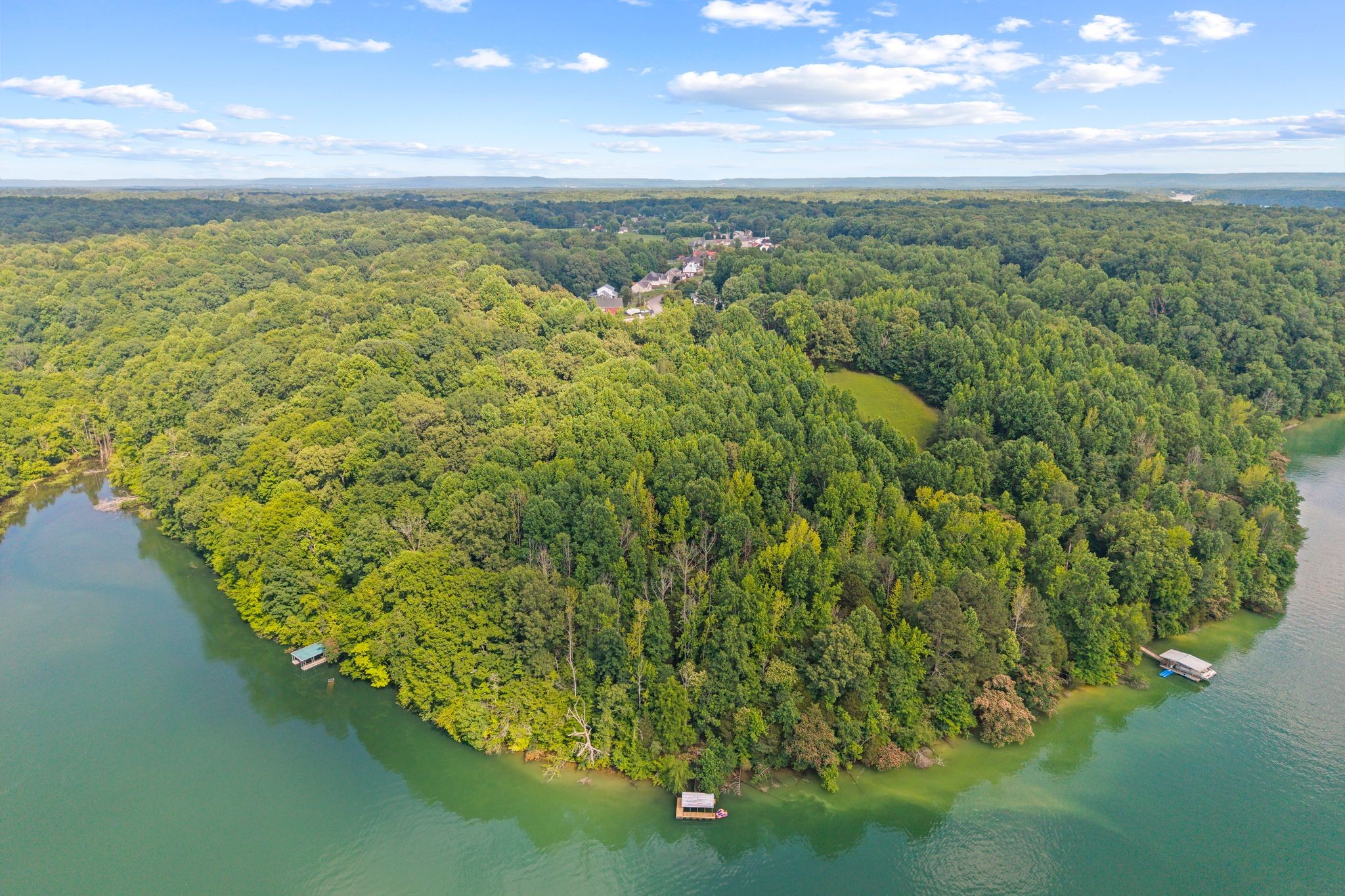 594 Overlook Cir