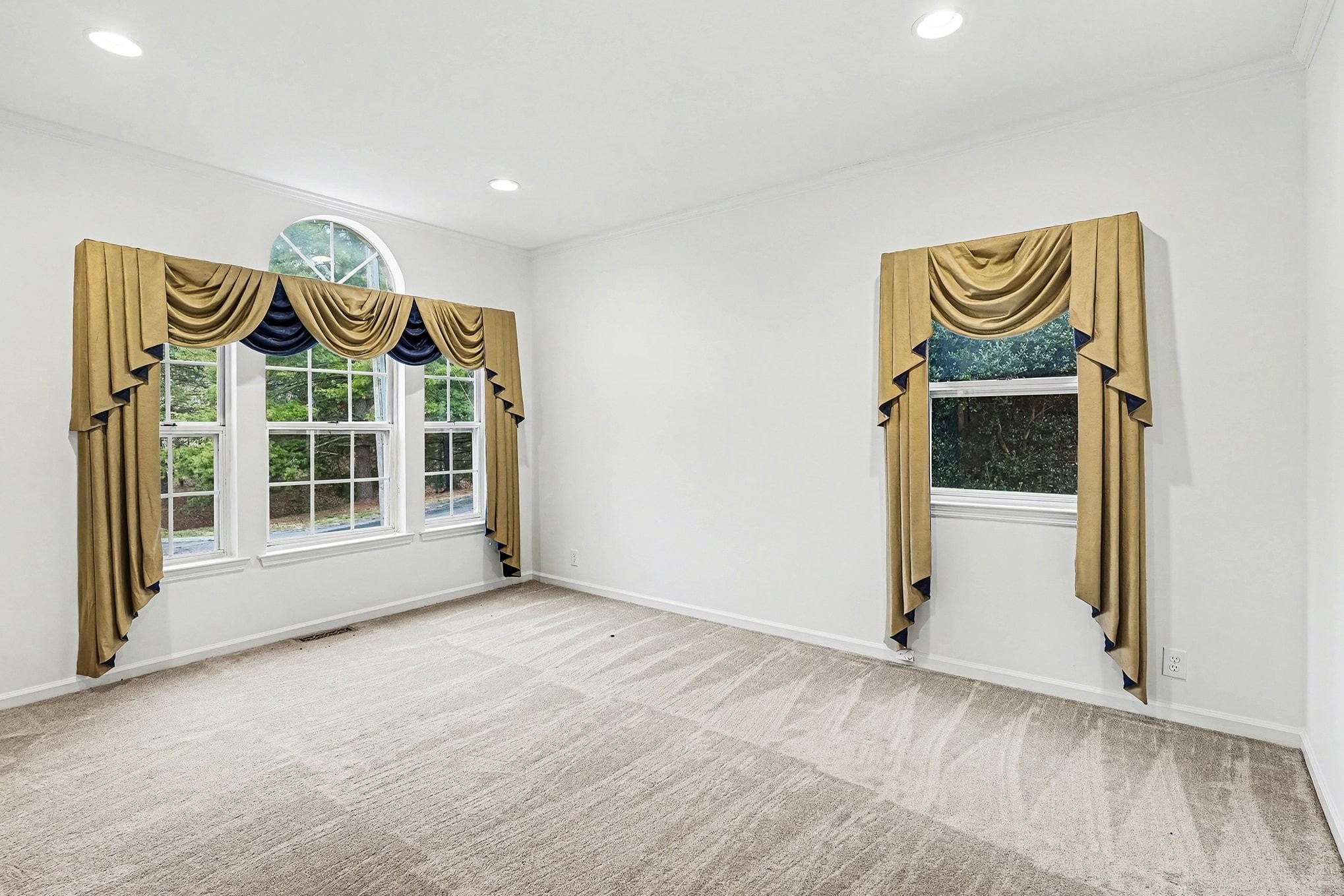 8408 Indian Hills Dr